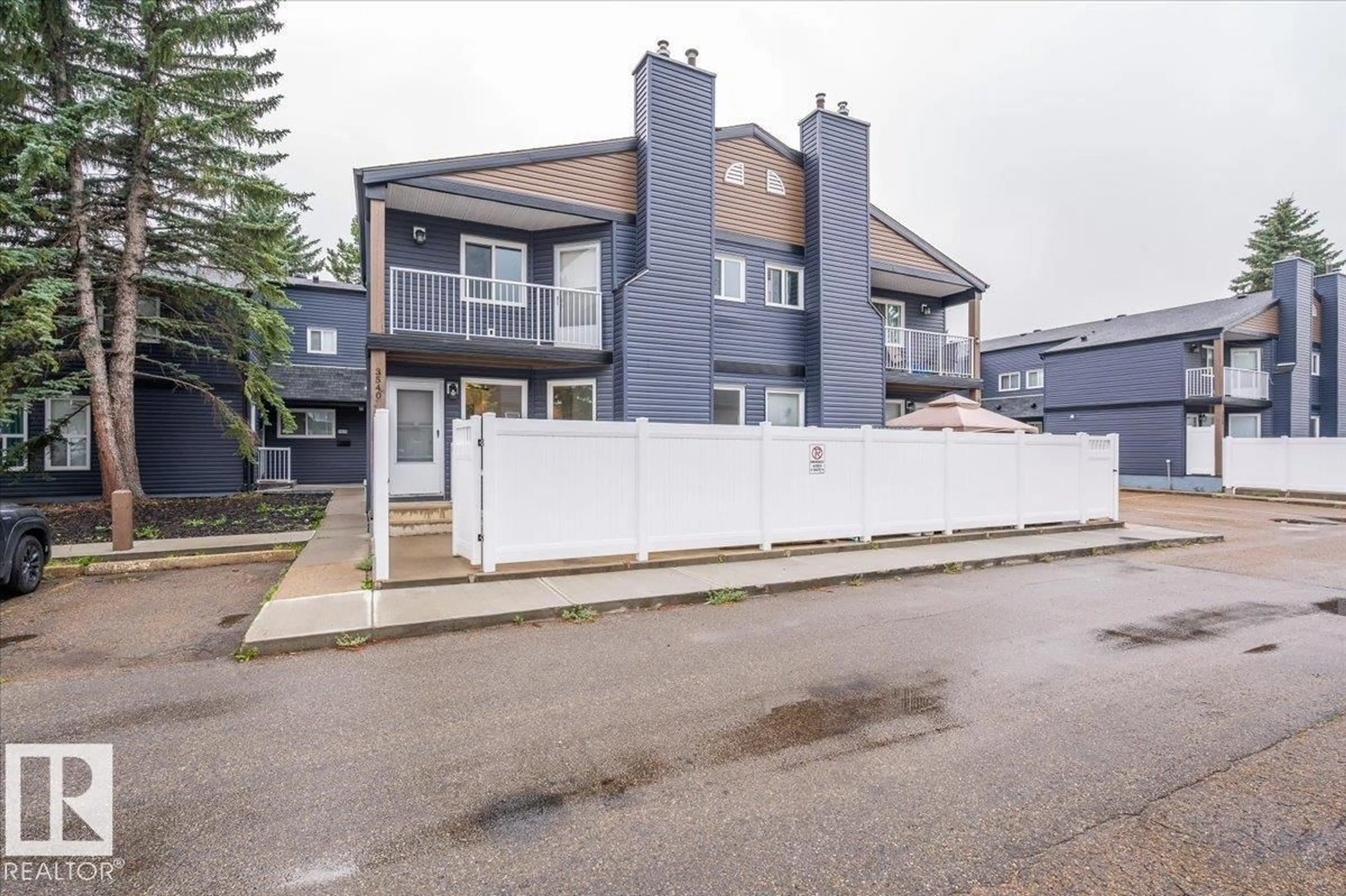 Unknown for 3540 42 ST, Edmonton Alberta T6L5A1