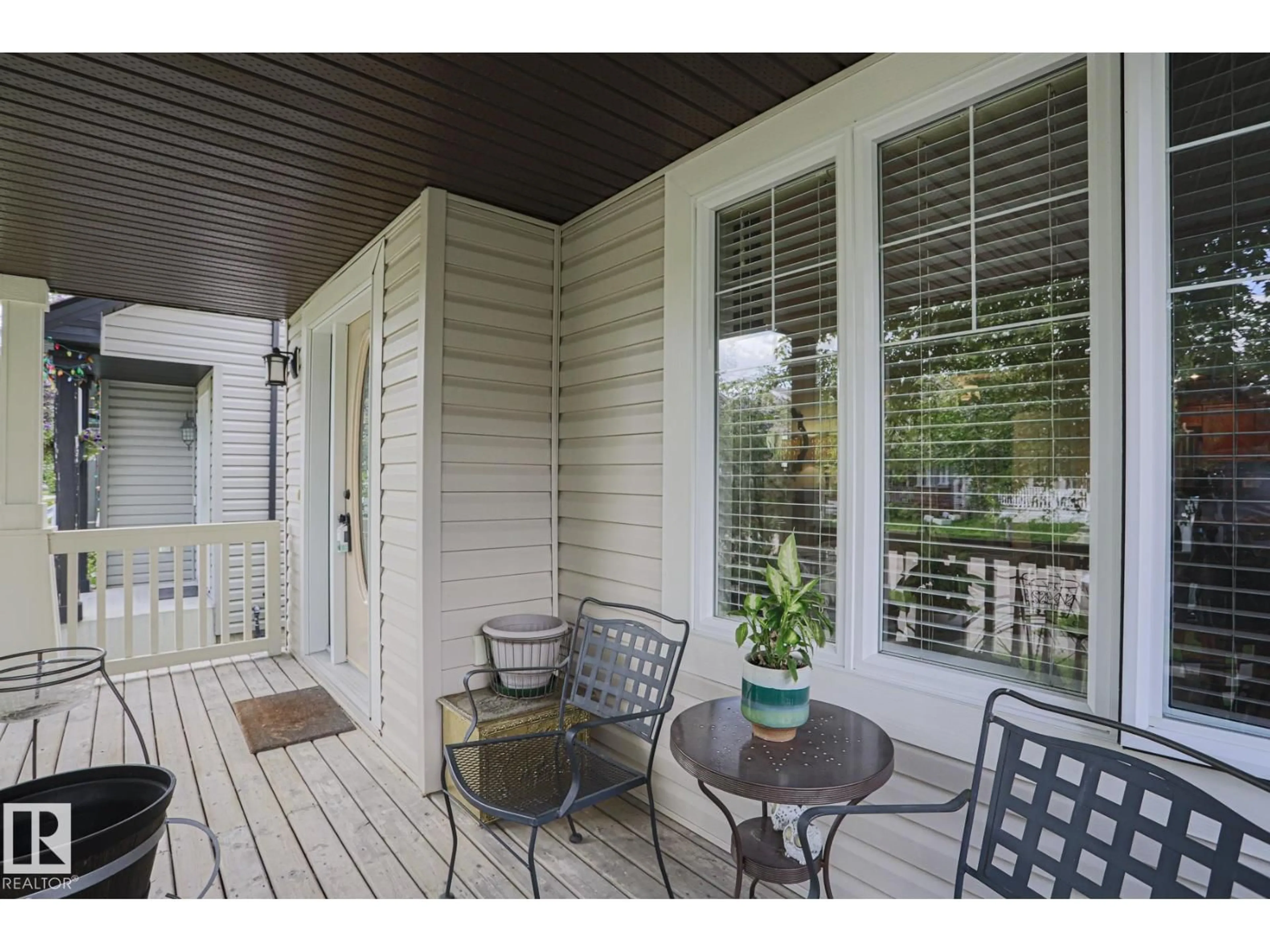 Patio, street for 12039 18 AV, Edmonton Alberta T6W1W3