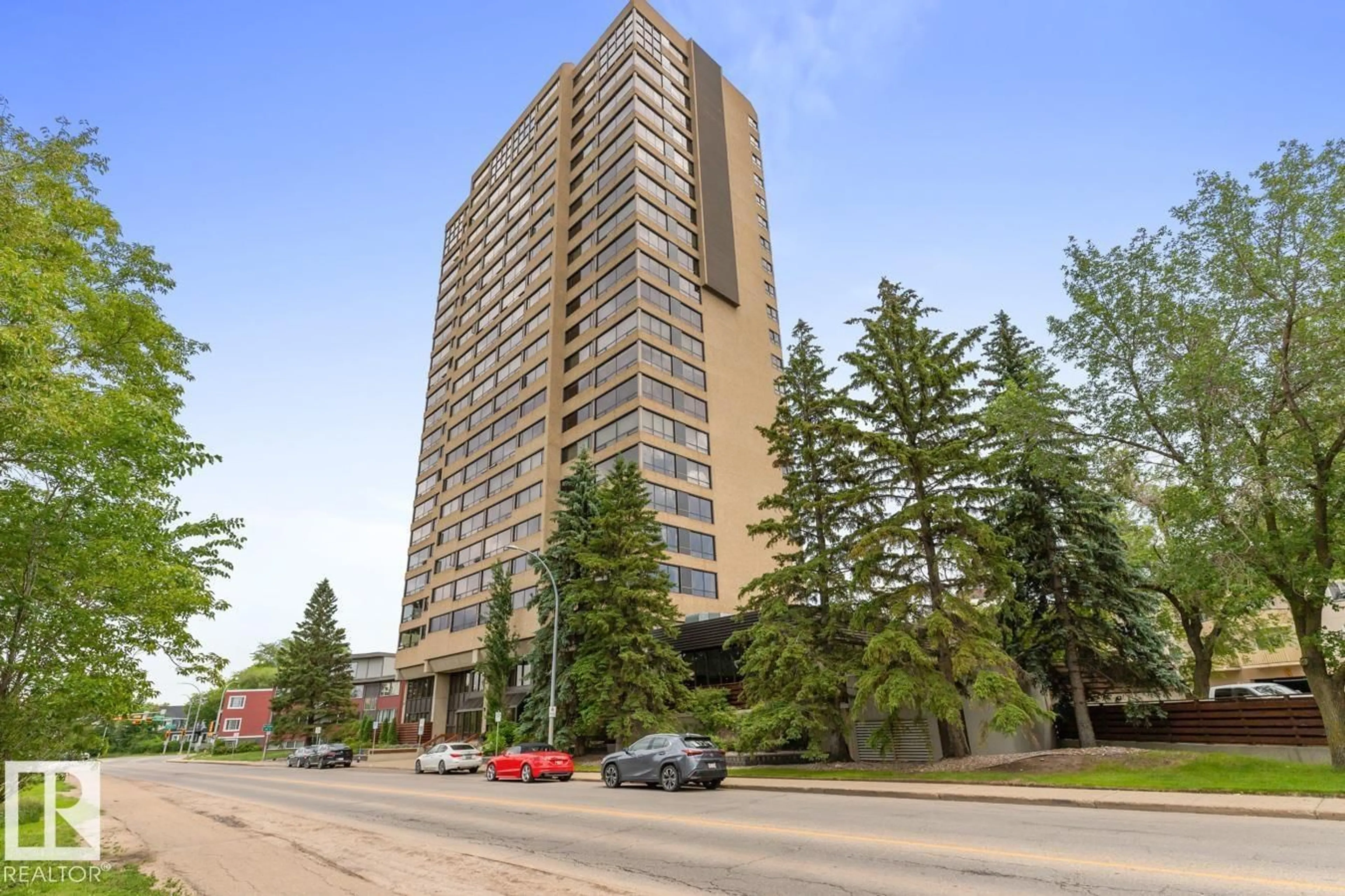 Patio, building for #402 - 9929 SASKATCHEWAN DR, Edmonton Alberta T6E6E5