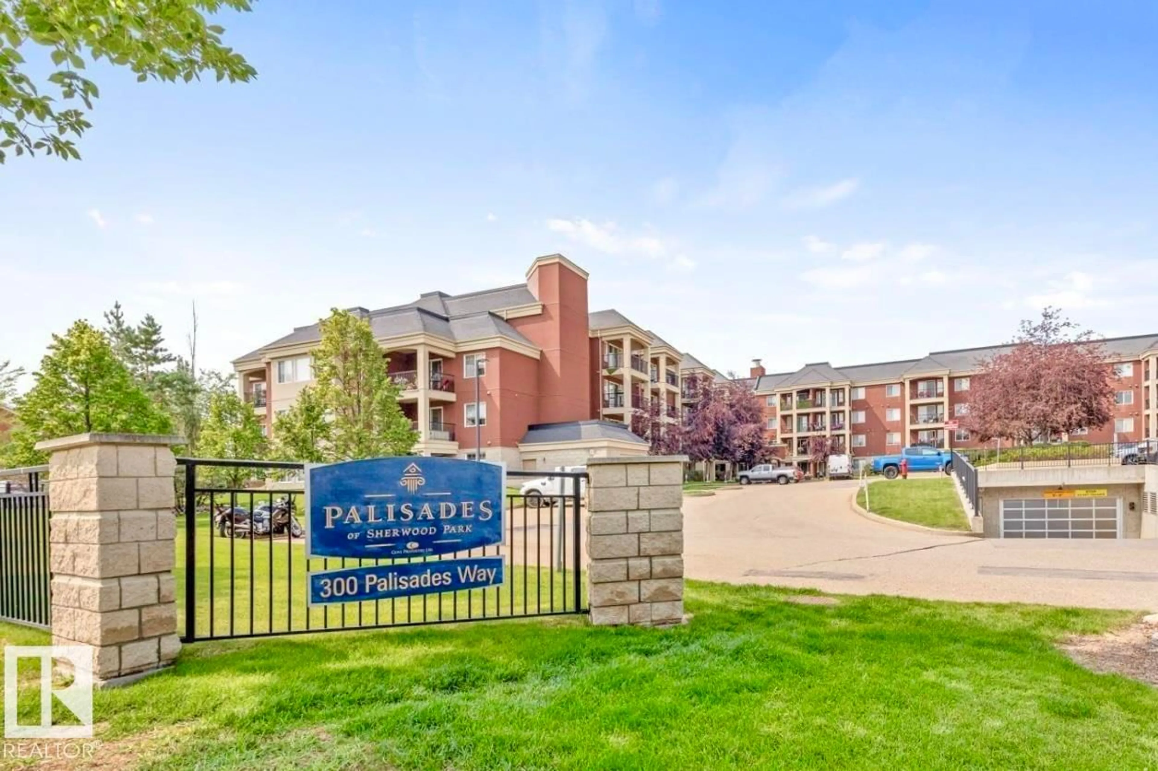 Patio, water/lake/river/ocean view for 421 - 300 PALISADES WY, Sherwood Park Alberta T8H2T9