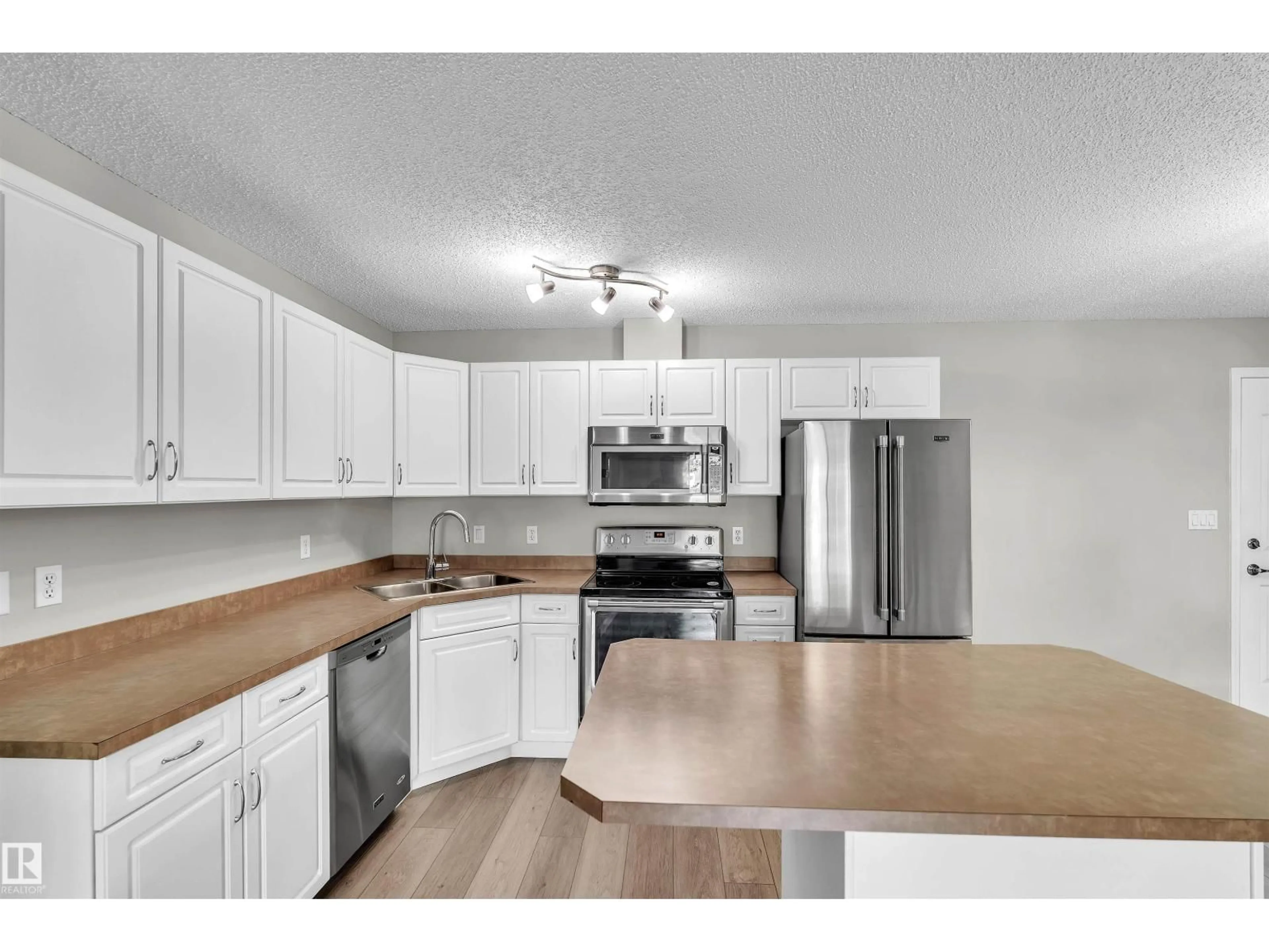 Unknown for #303 - 279 SUDER GREENS DR, Edmonton Alberta T5T6X6