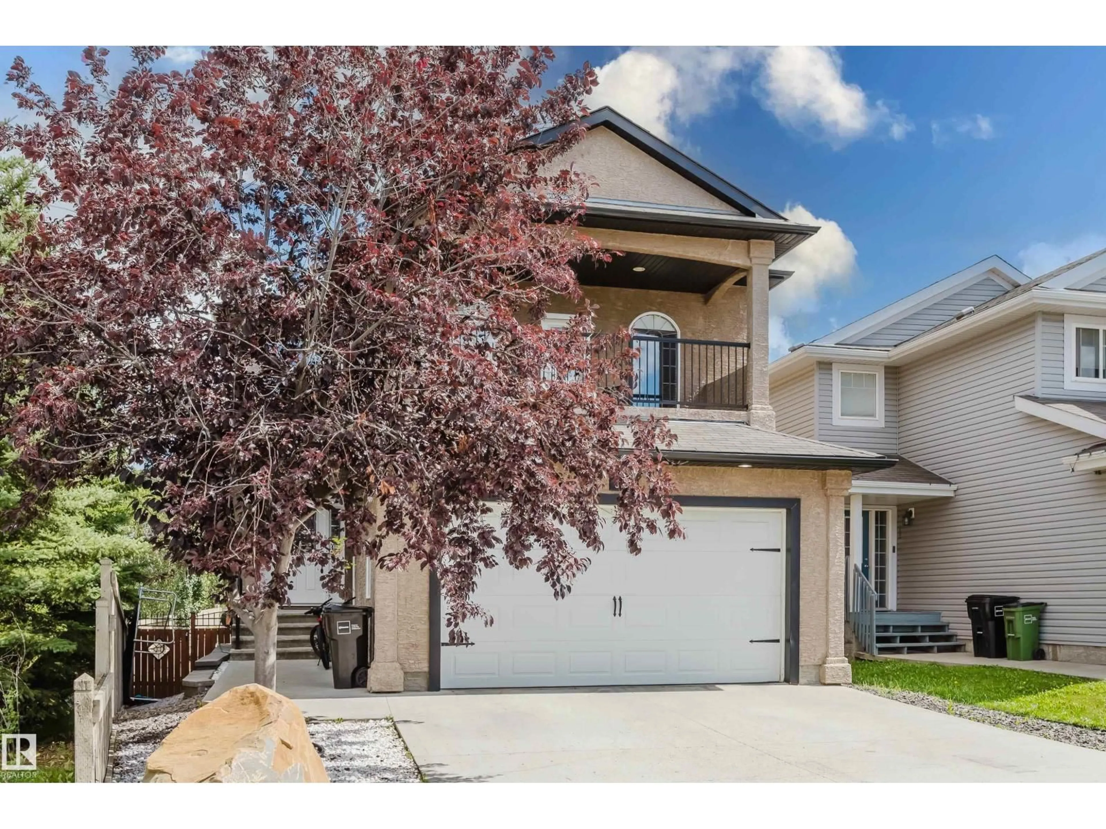 Home with vinyl exterior material, street for 3359 18 ST, Edmonton Alberta T6T0H4