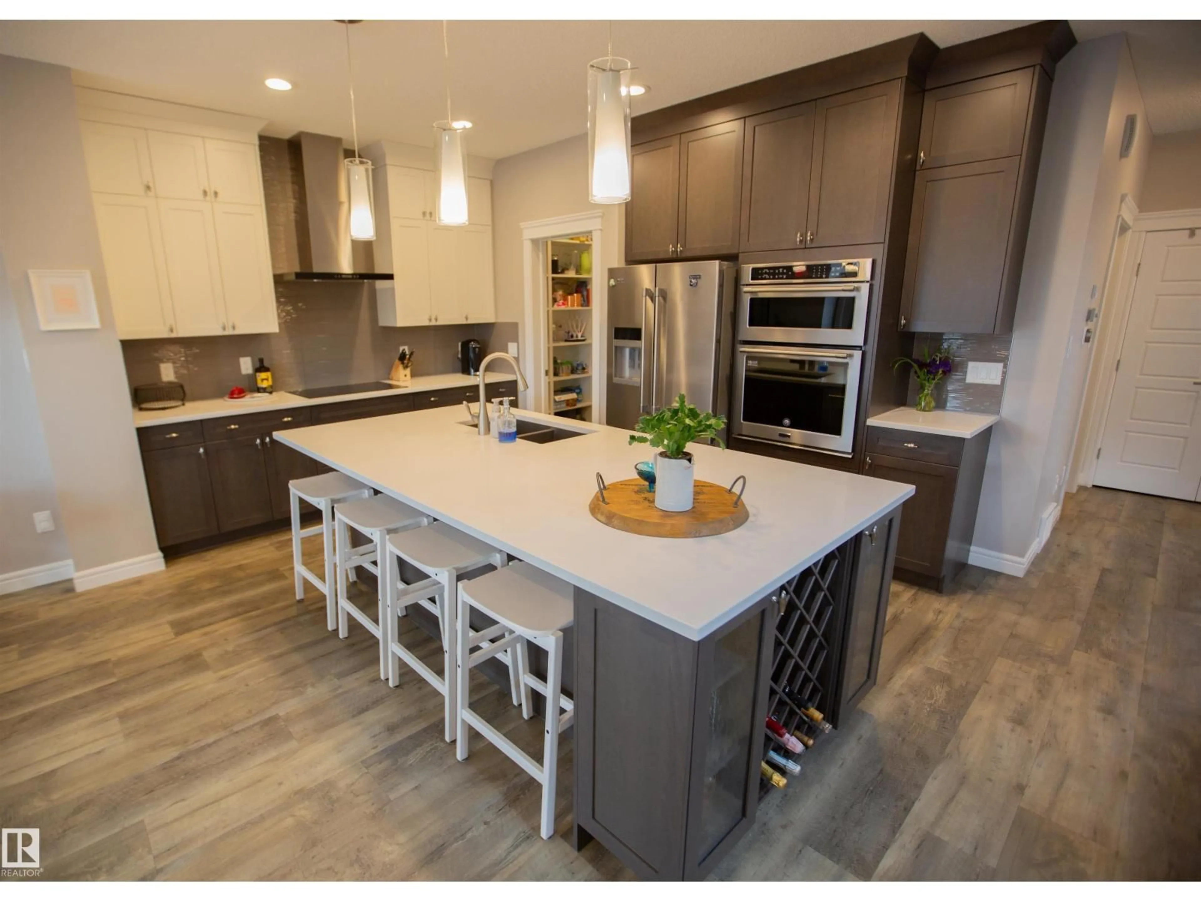 Contemporary kitchen, unknown for SW - 1736 162 ST, Edmonton Alberta T6W3E8