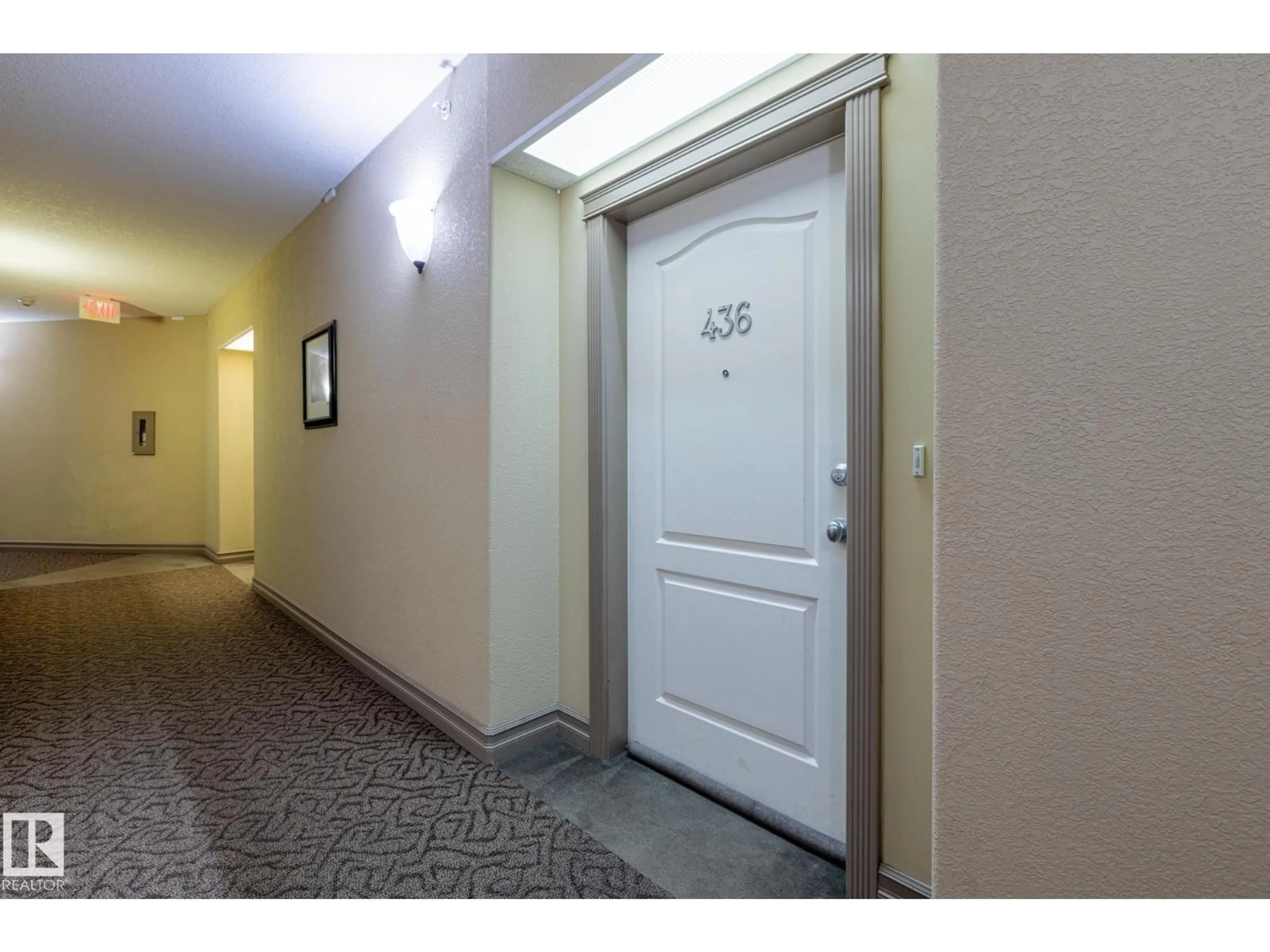 Indoor foyer for 436 INGLEWOOD DR, St. Albert Alberta T8N0B6