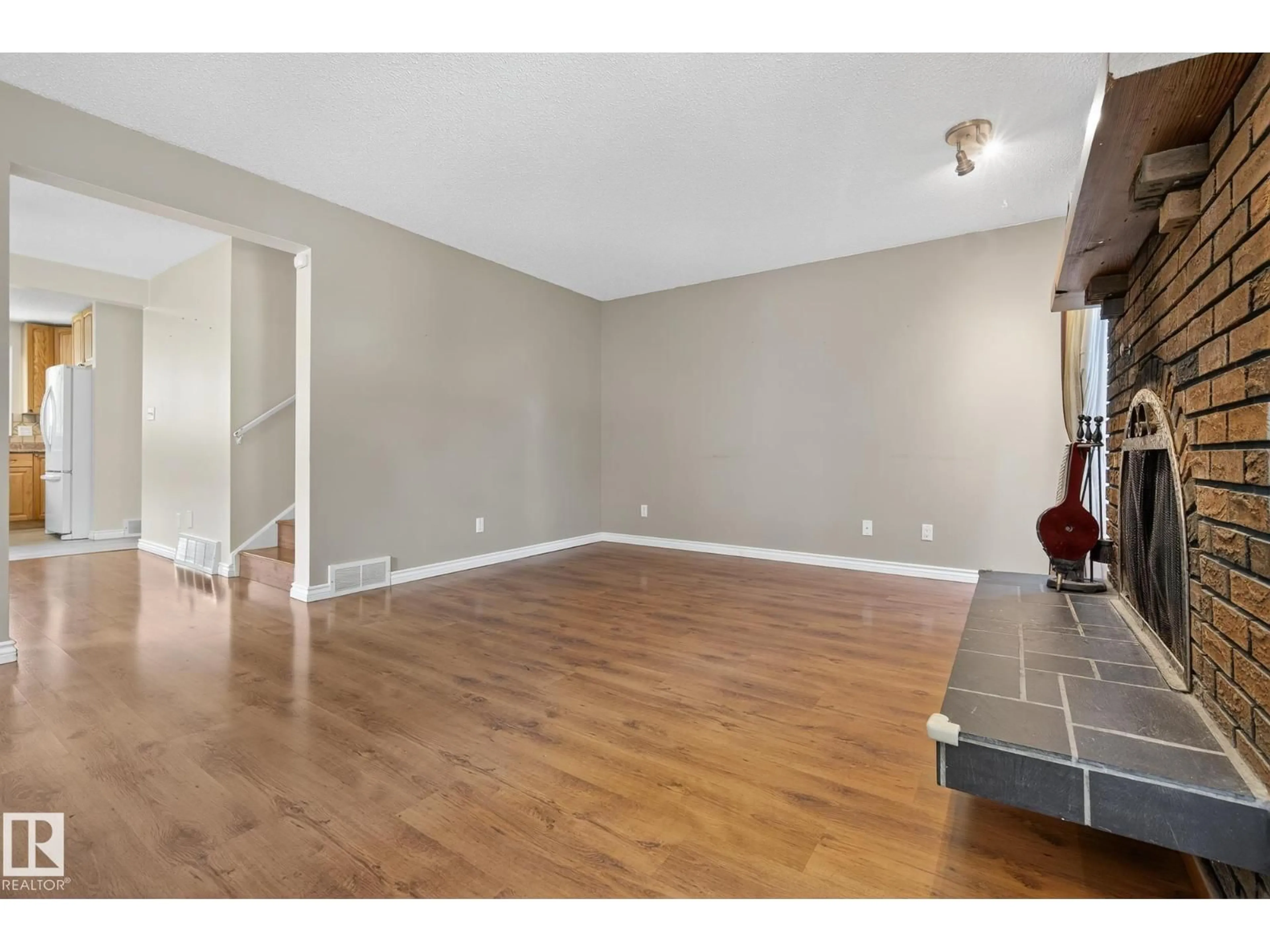 A pic of a room for NW - 10617 151 ST, Edmonton Alberta T5P1V4