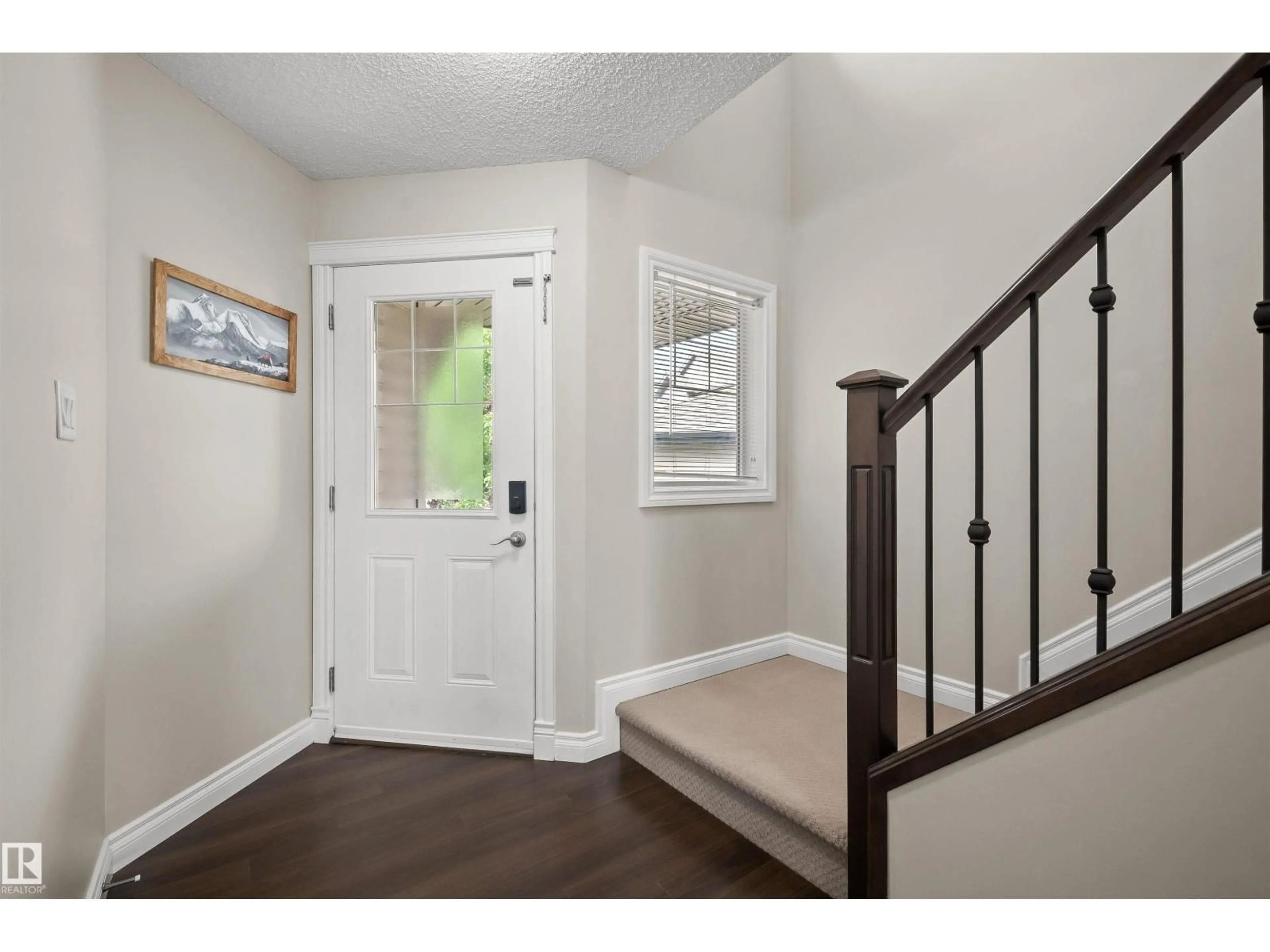 Indoor entryway for 56 AUSTIN, Spruce Grove Alberta T7X0N4