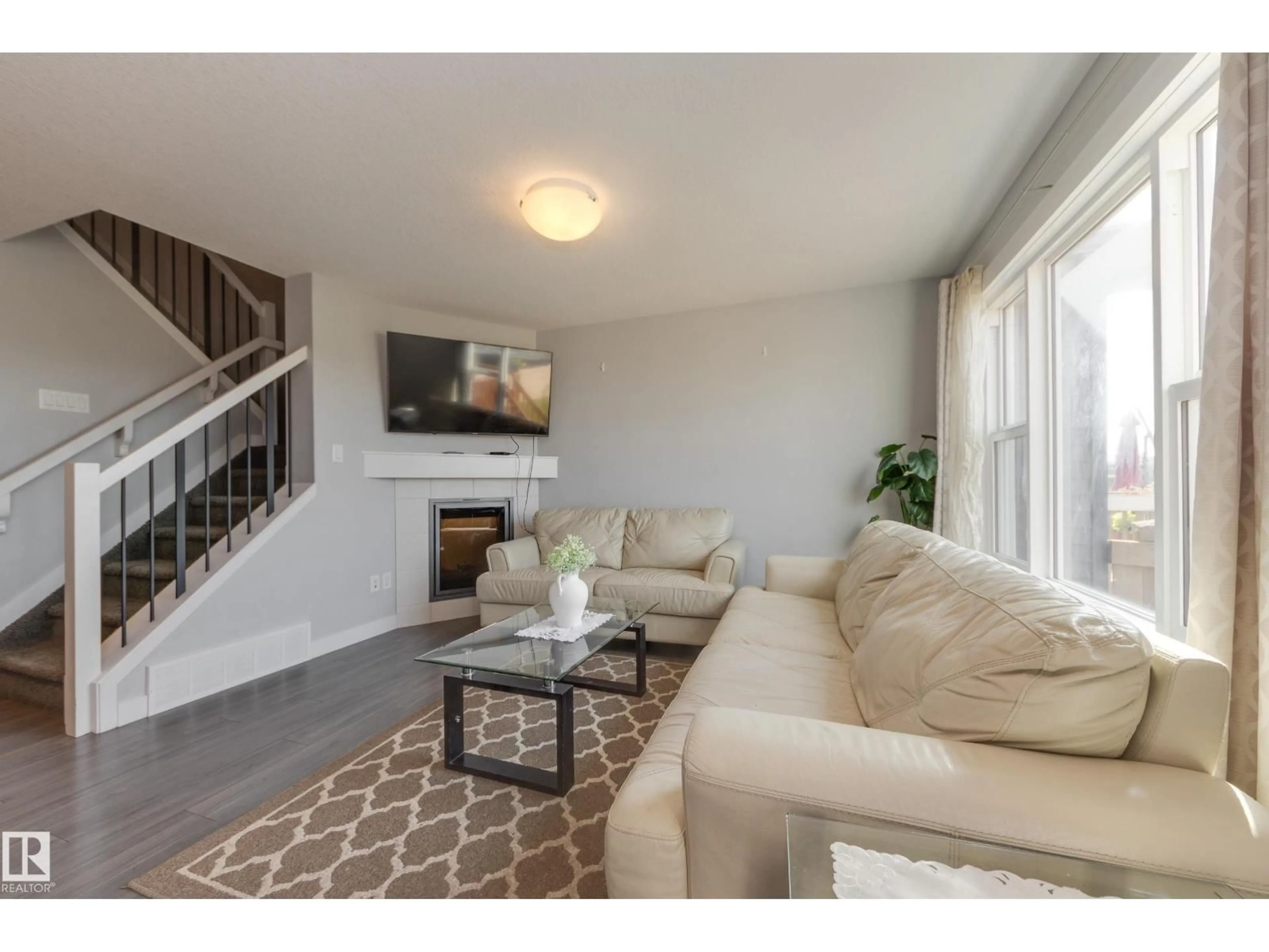 Living room with furniture, unknown for 3458 WEIDLE WY, Edmonton Alberta T6X1Z4
