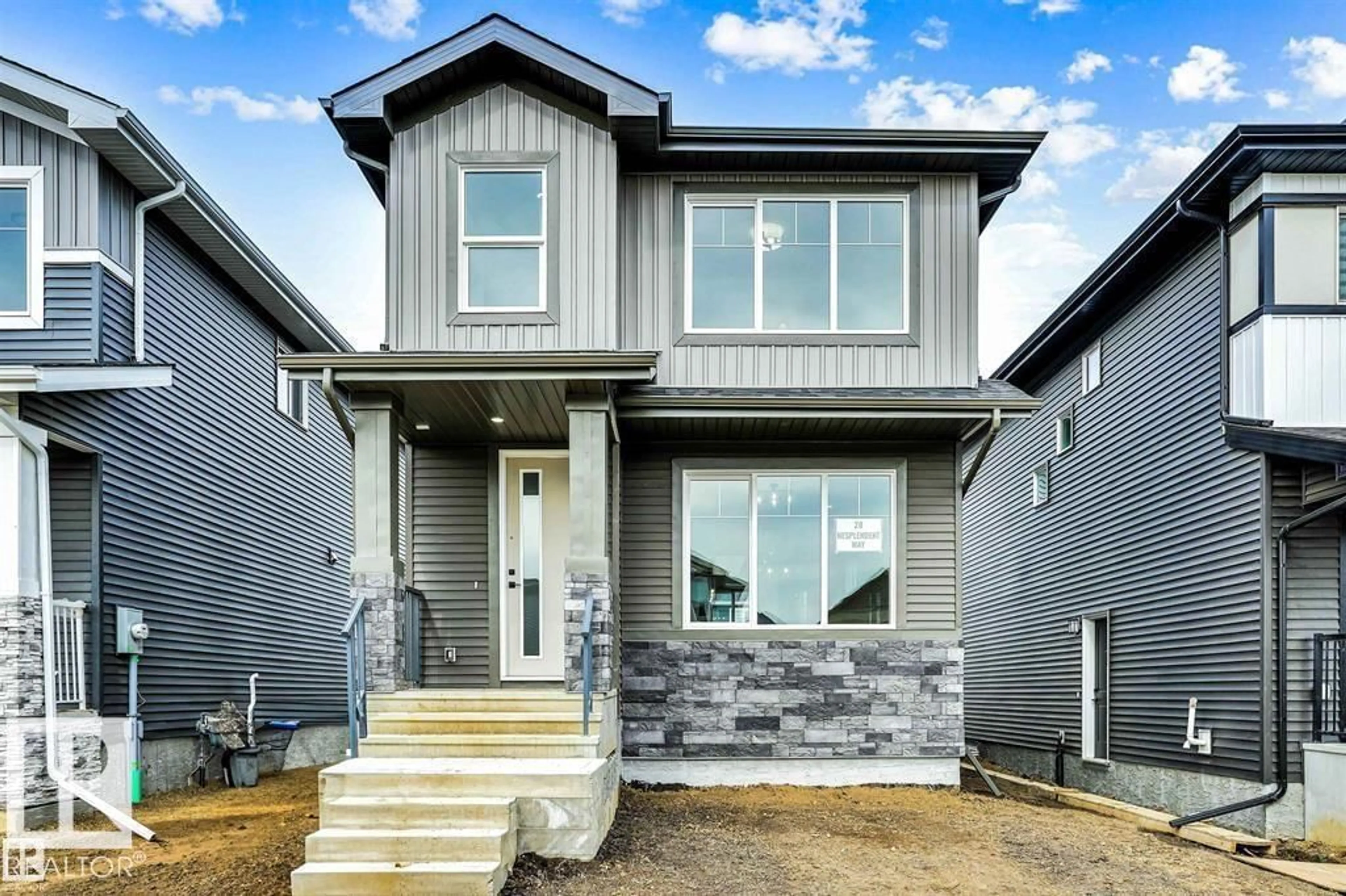 Home with vinyl exterior material, street for 20 RESPLENDENT WY, St. Albert Alberta T8N8B2