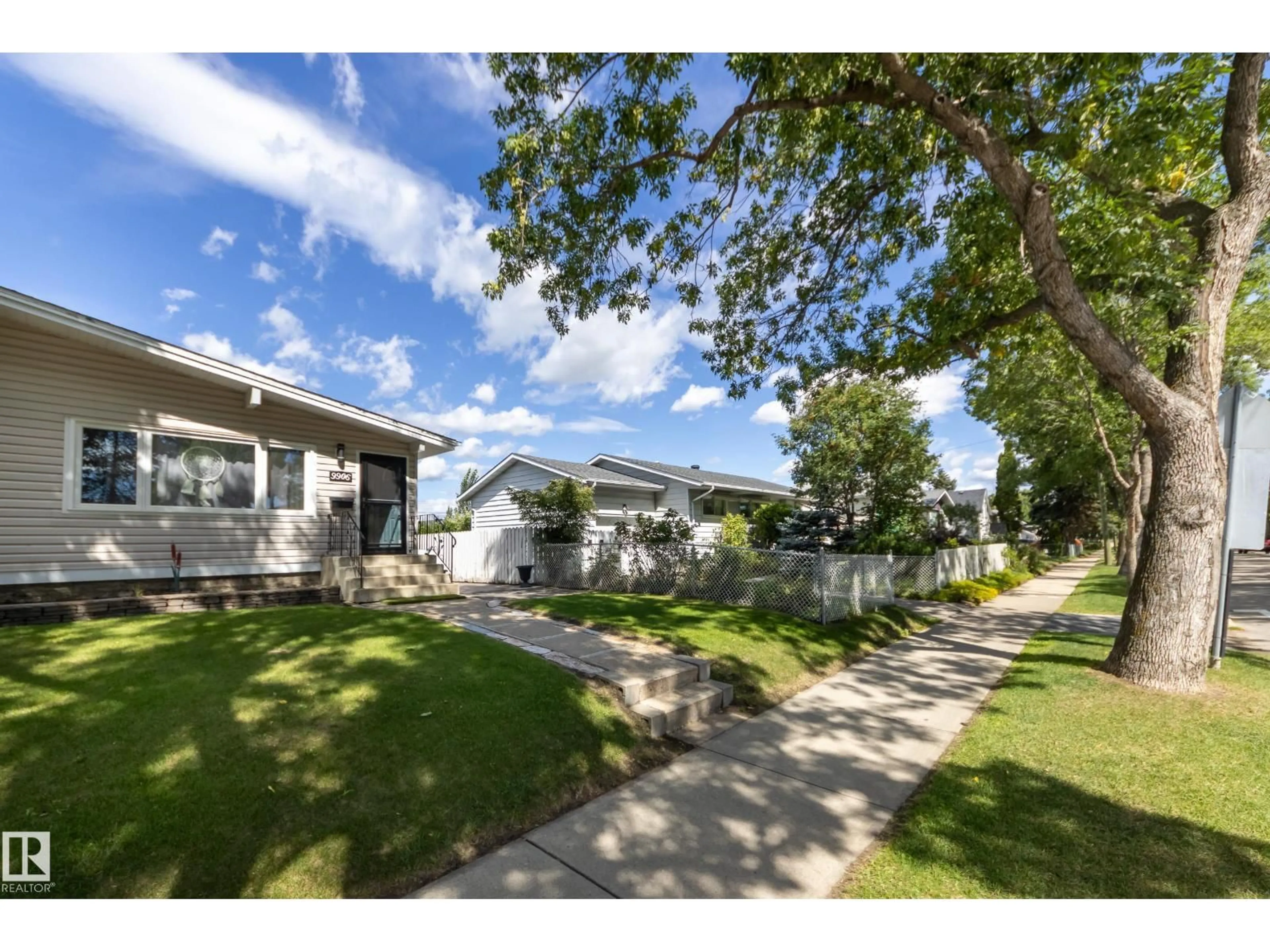 A pic from outside/outdoor area/front of a property/back of a property/a pic from drone, street for 9906 96A AV, Fort Saskatchewan Alberta T8L1P6