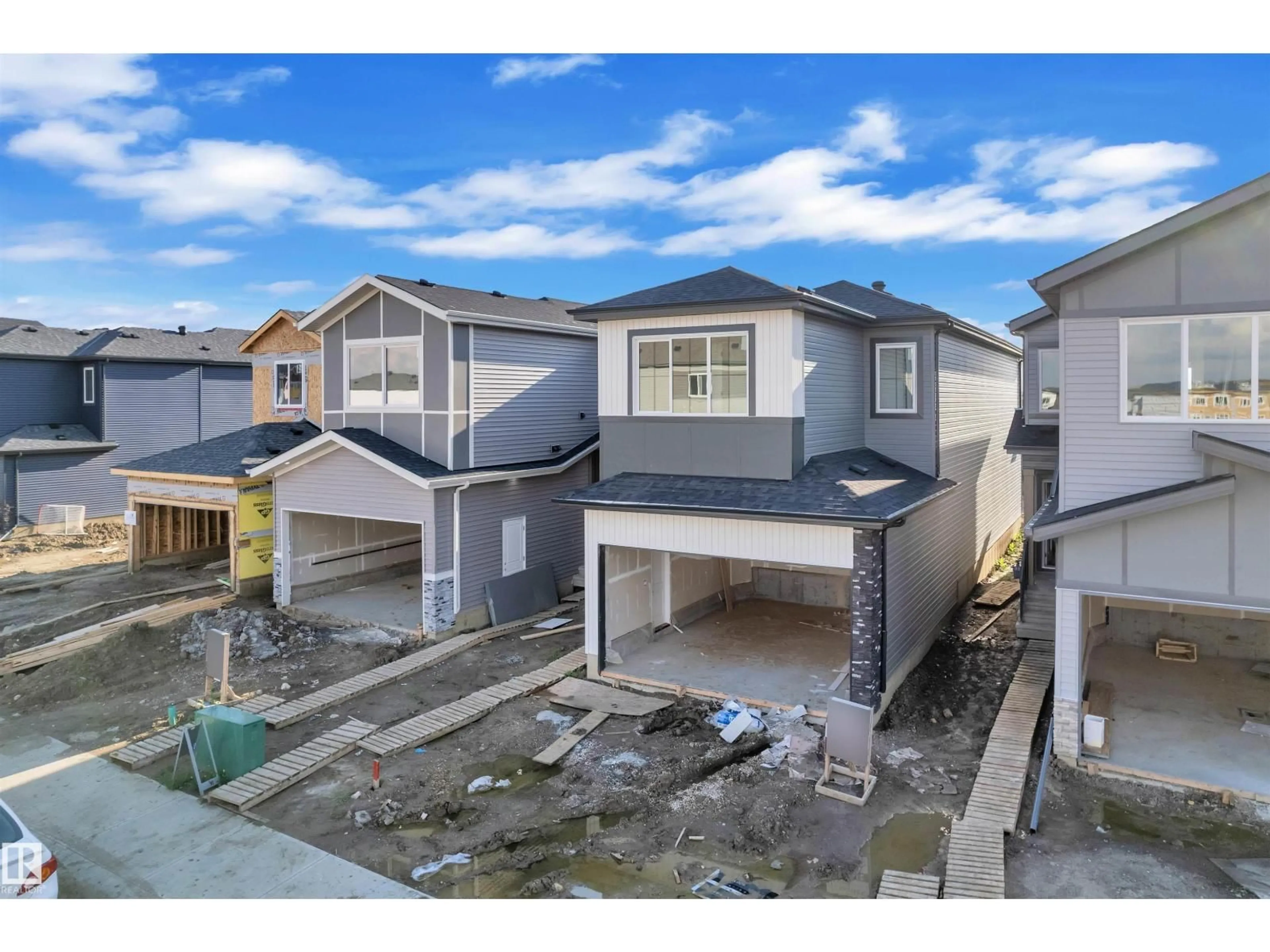 A pic from outside/outdoor area/front of a property/back of a property/a pic from drone, street for 188 MUNN WY, Leduc Alberta T9E0J9