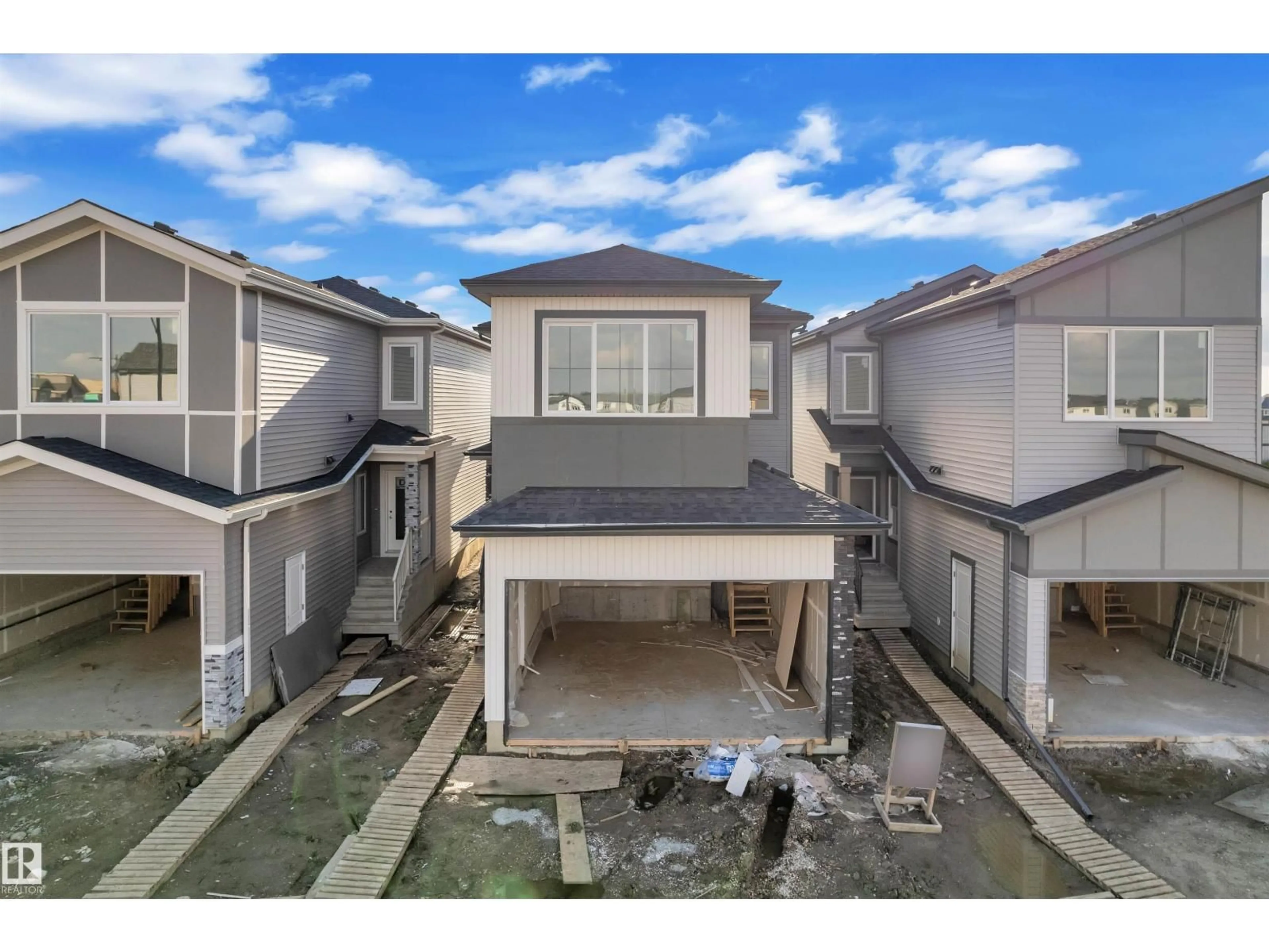A pic from outside/outdoor area/front of a property/back of a property/a pic from drone, street for 188 MUNN WY, Leduc Alberta T9E0J9