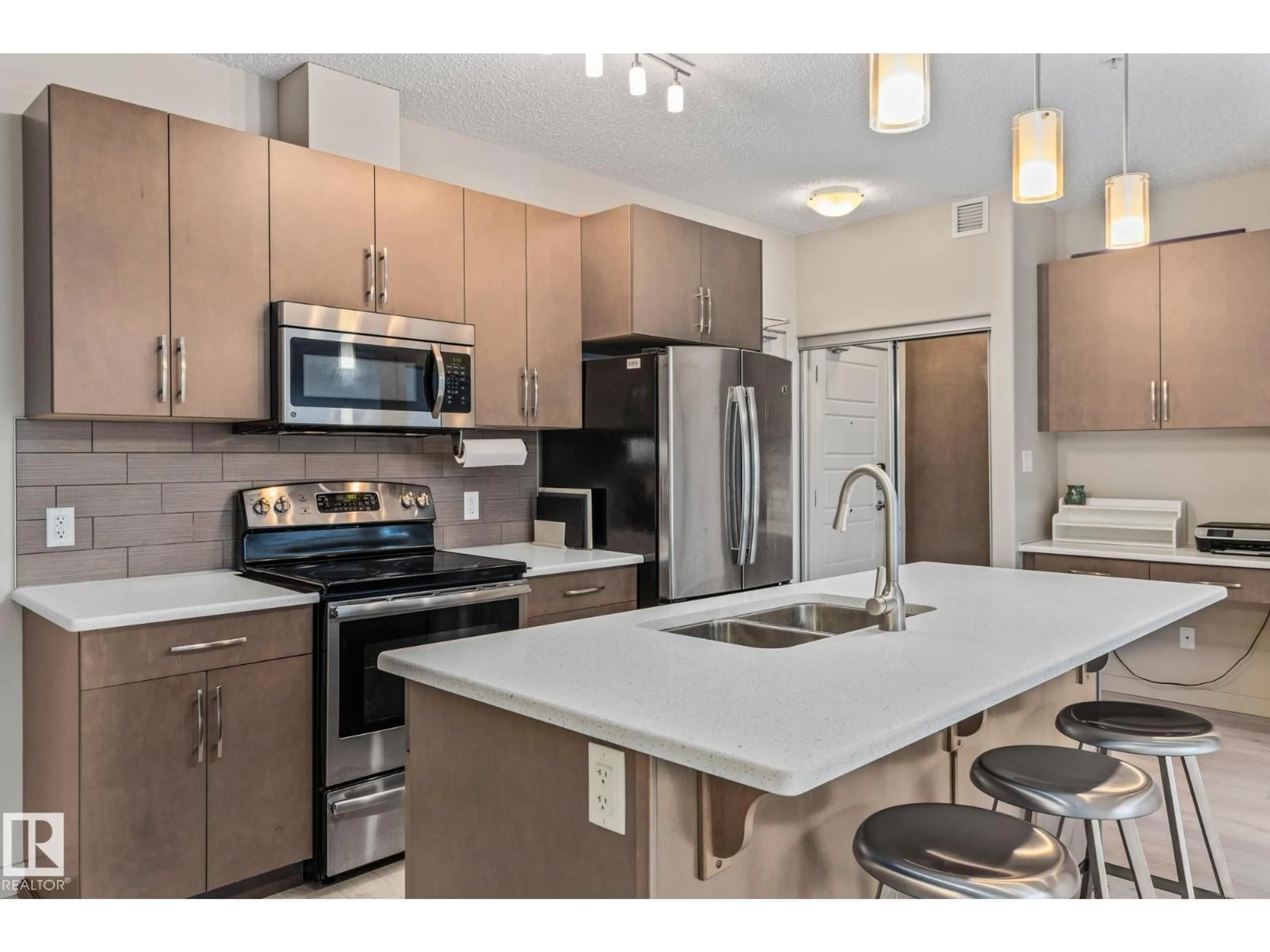 Unknown for #303 - 320 AMBLESIDE LINK LI, Edmonton Alberta T6W2Z9