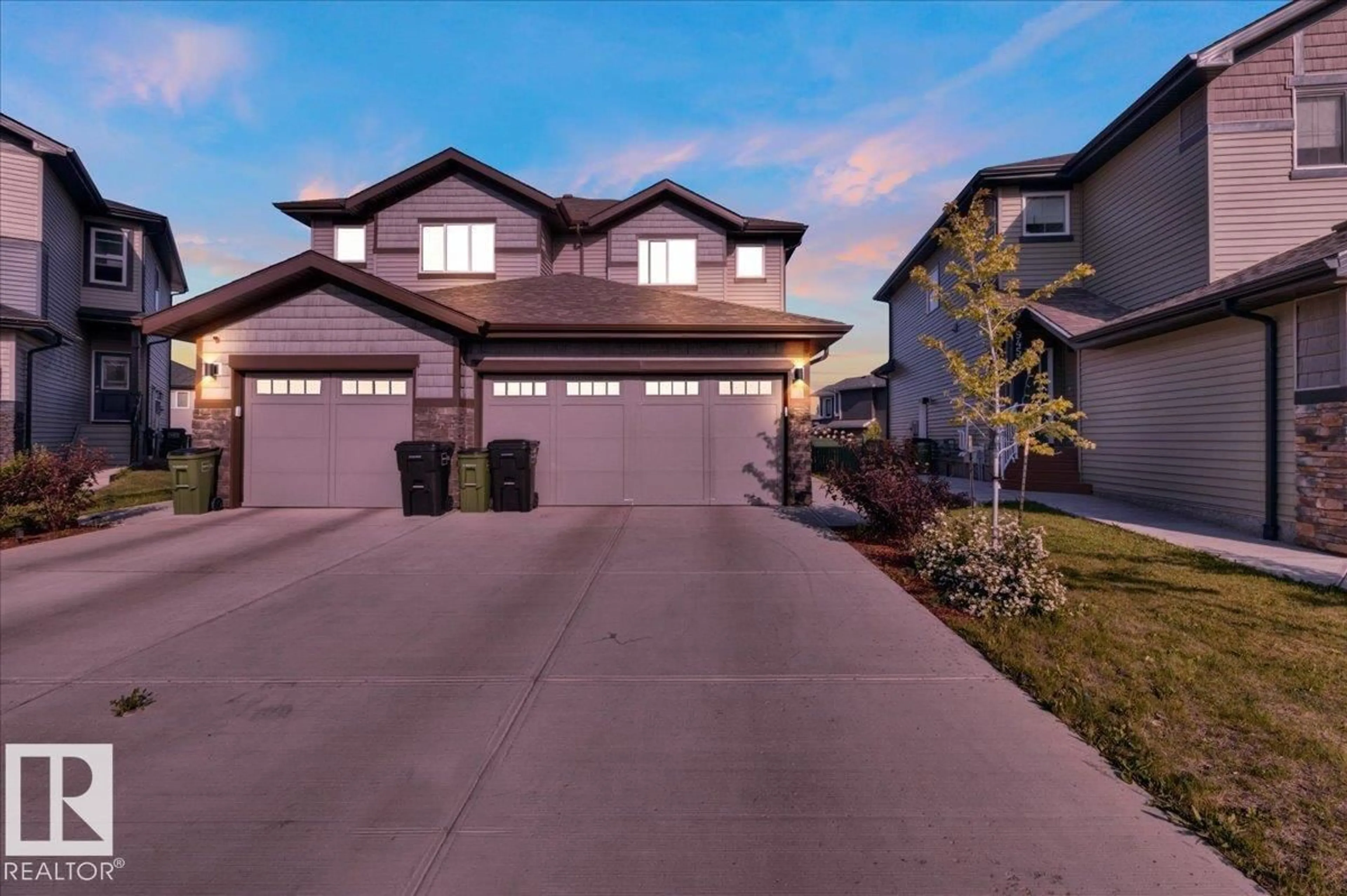 Unknown for NW - 9457 206A ST, Edmonton Alberta T5T7M9