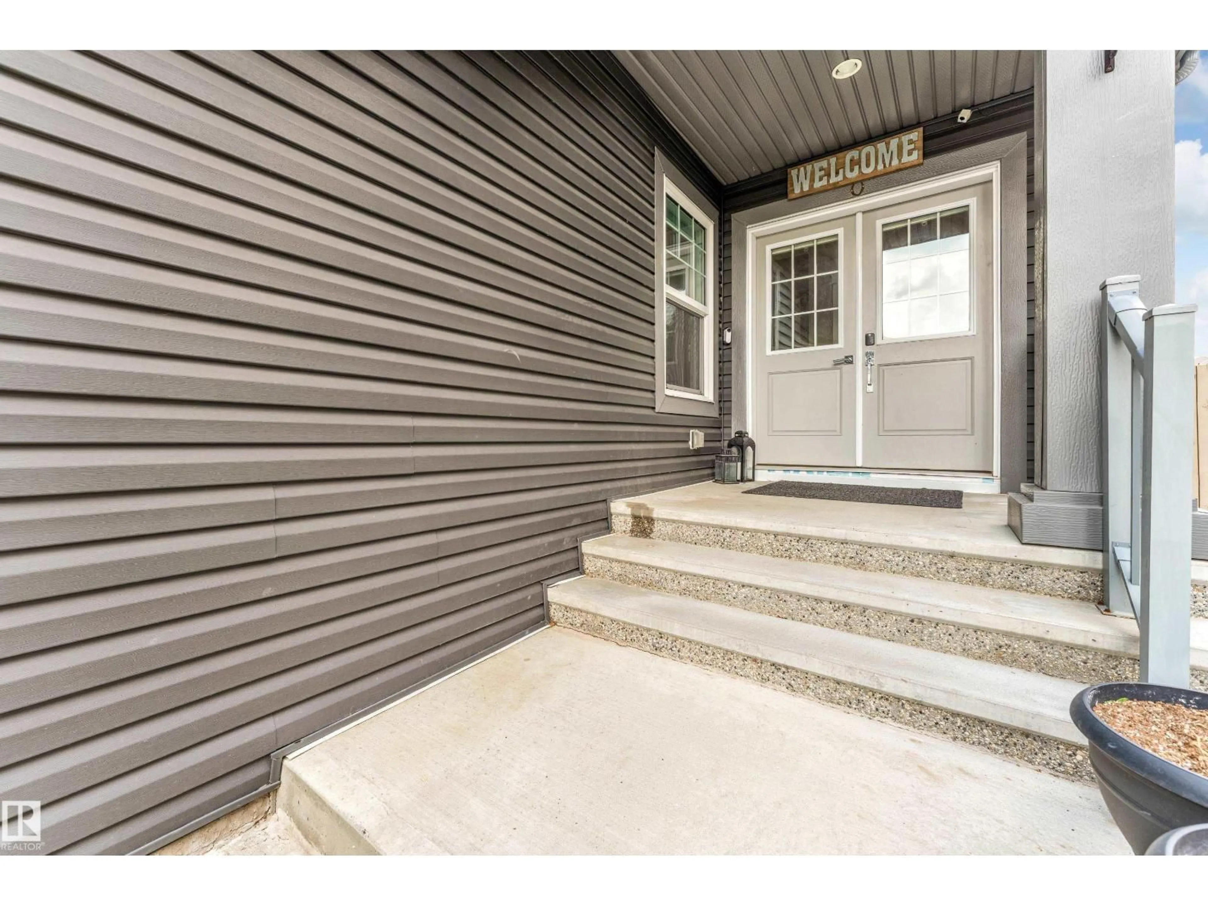 Unknown for 3628 KESWICK BV, Edmonton Alberta T6W3S5