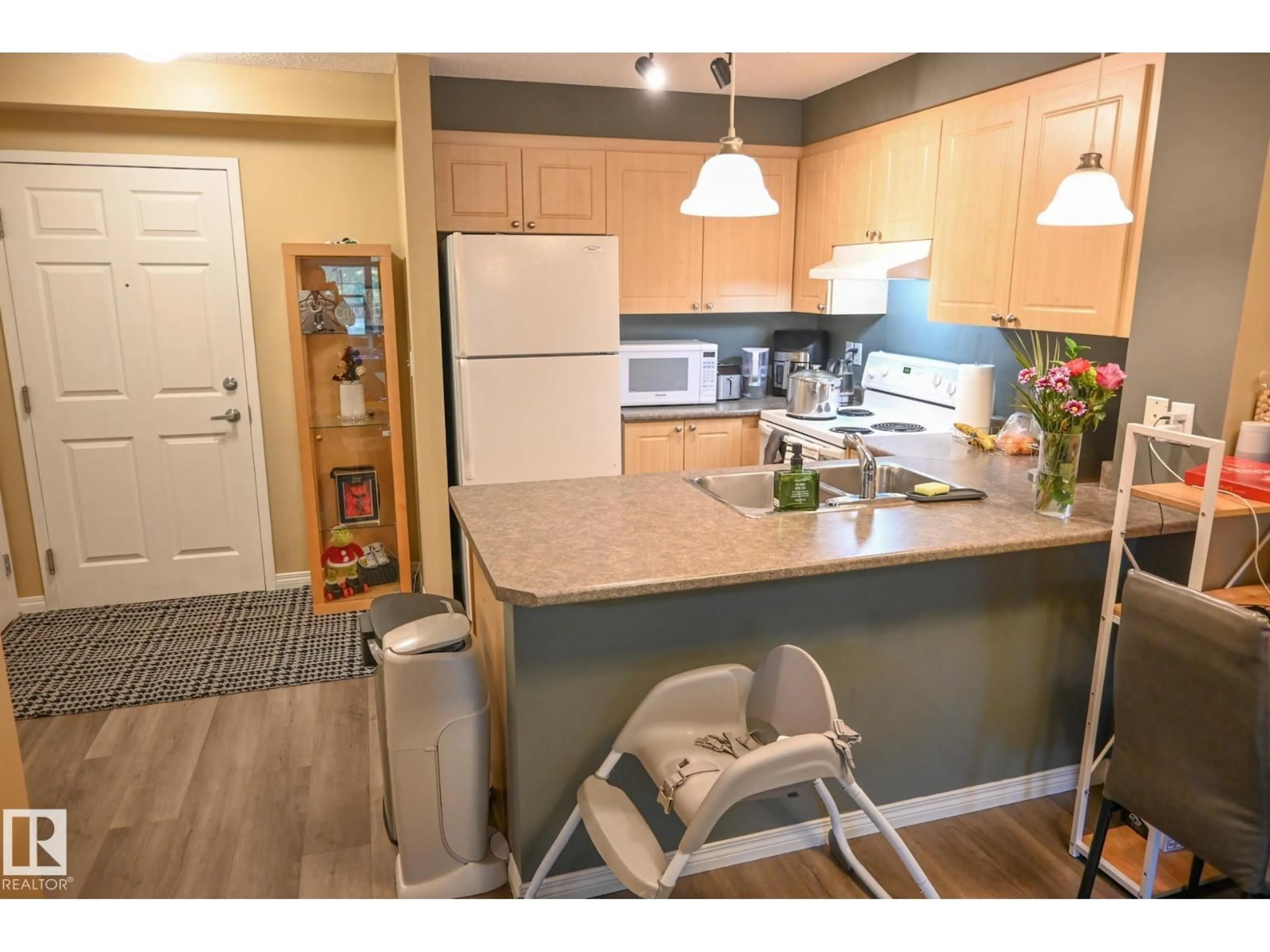 Standard kitchen, unknown for #113 - 630 MCALLISTER LO, Edmonton Alberta T6W1N1