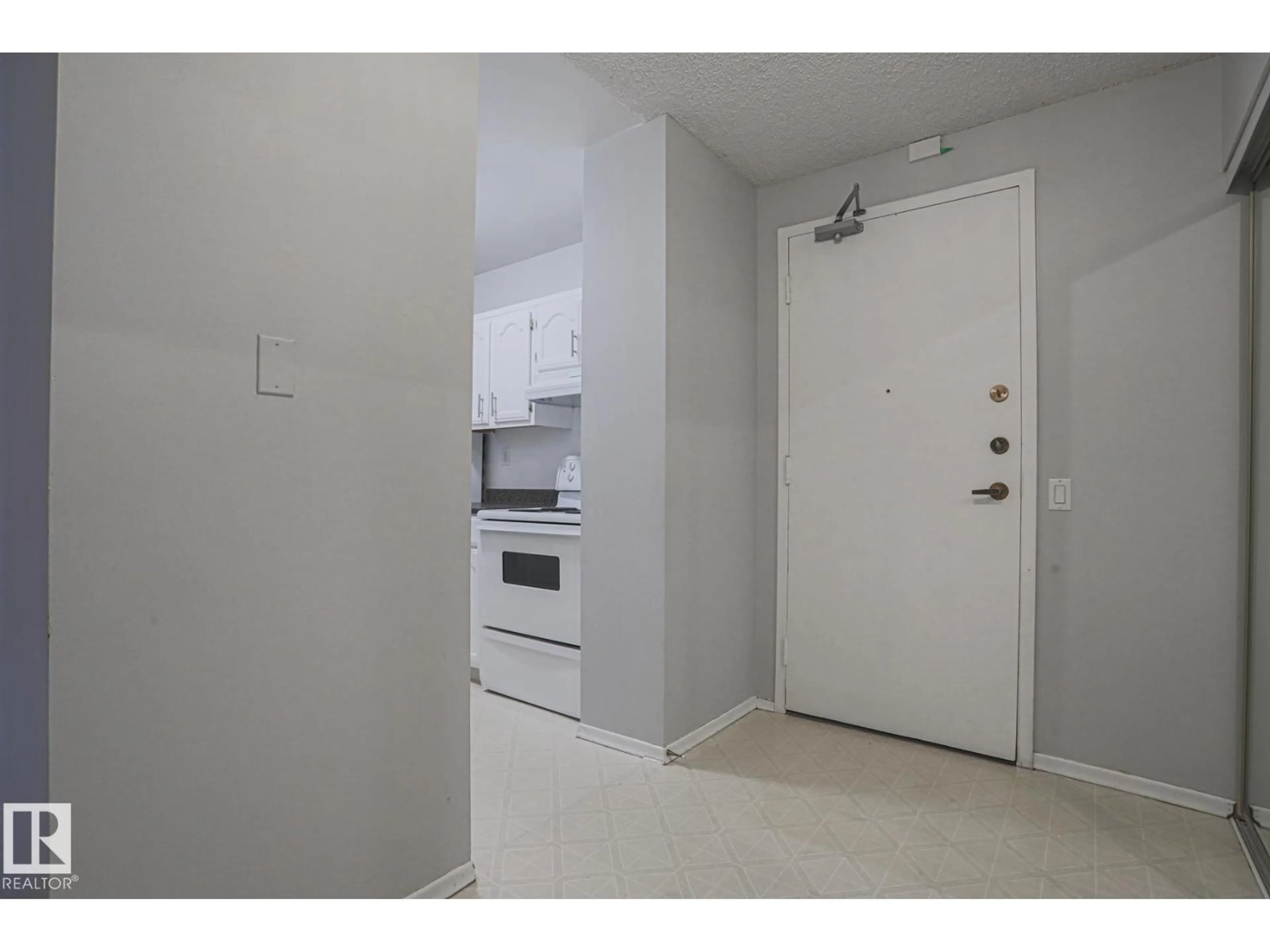 Unknown for 704 - 10145 109 ST NW, Edmonton Alberta T5J3M5