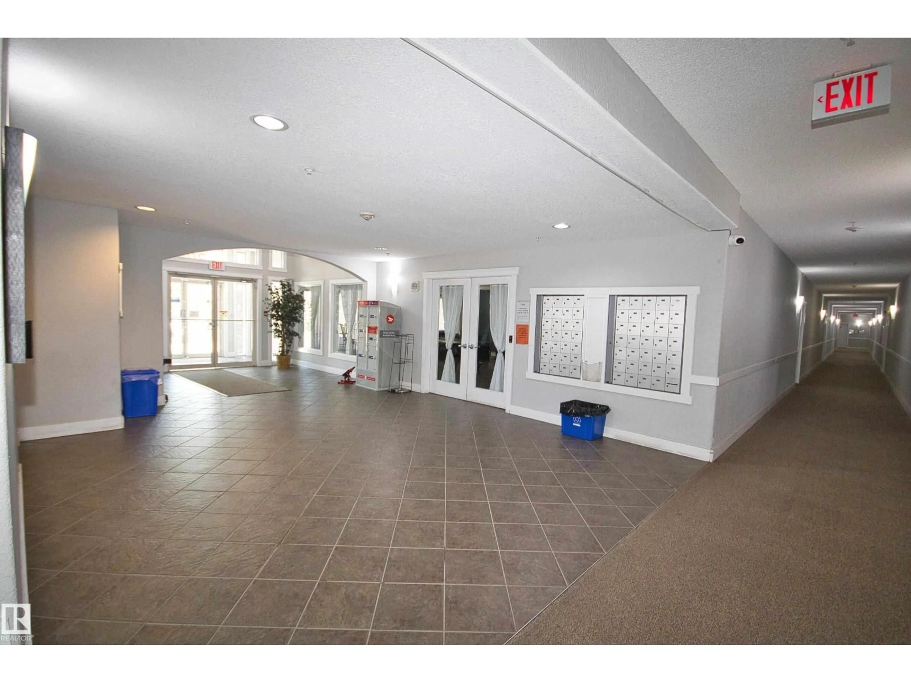Indoor foyer for #311 - 2098 BLACKMUD CREEK DR, Edmonton Alberta T6W1T7