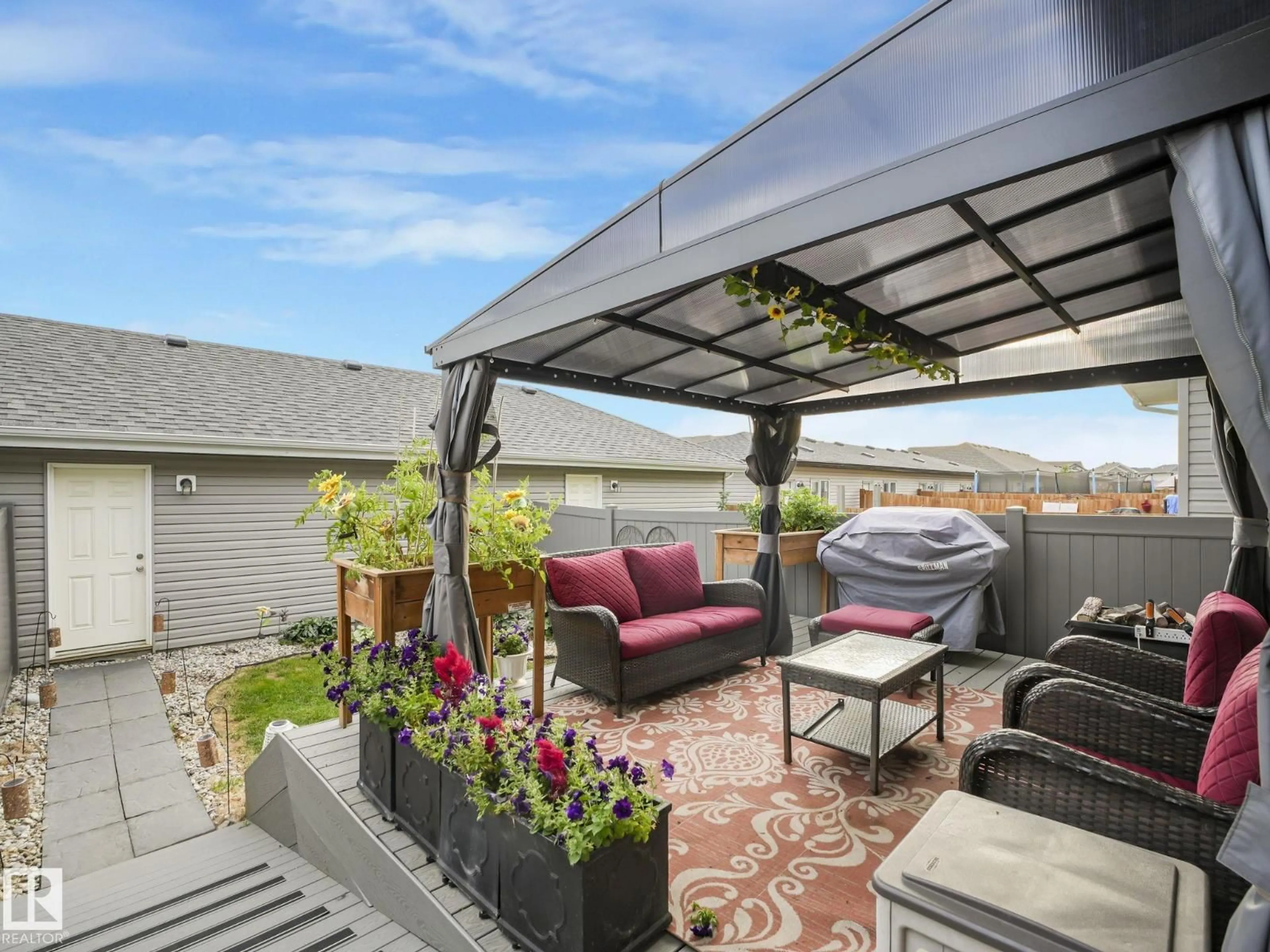 Patio, unknown for 1062 CY BECKER RD, Edmonton Alberta T5Y4A2