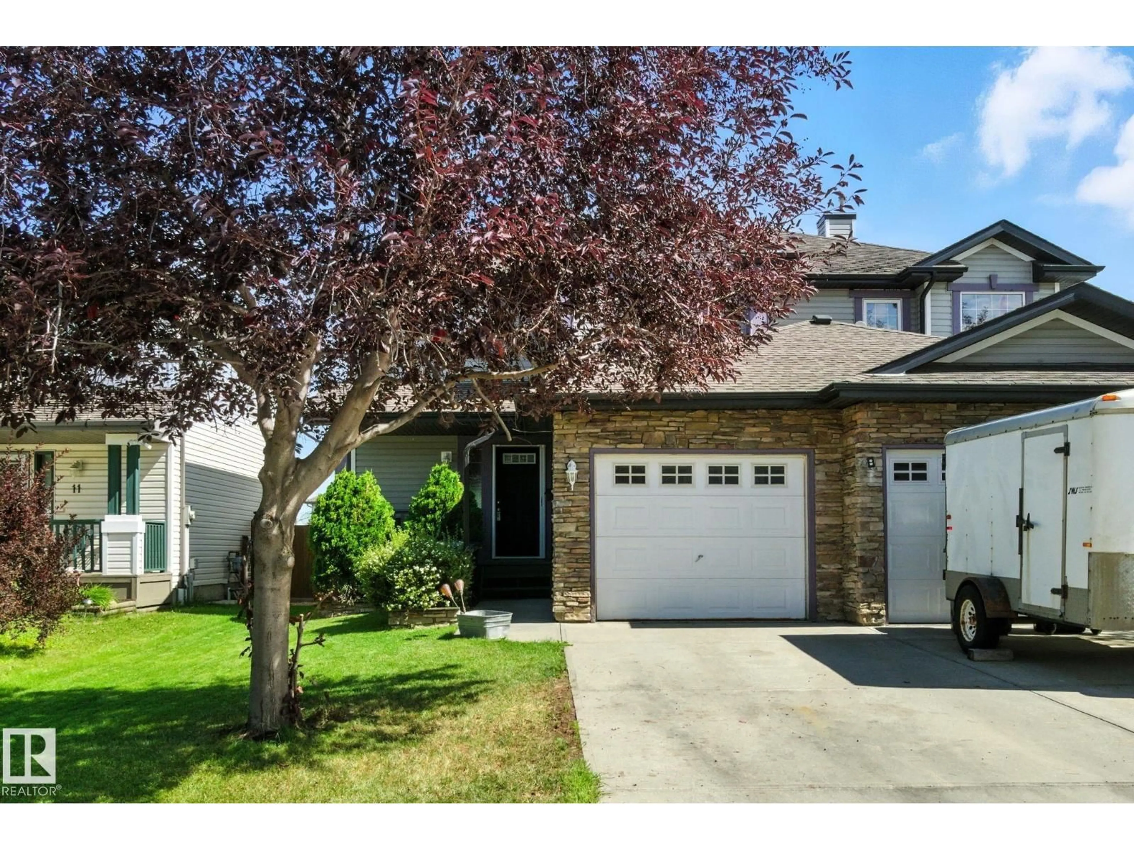 Unknown for 15 CARLYLE CR, Sherwood Park Alberta T8H2T6