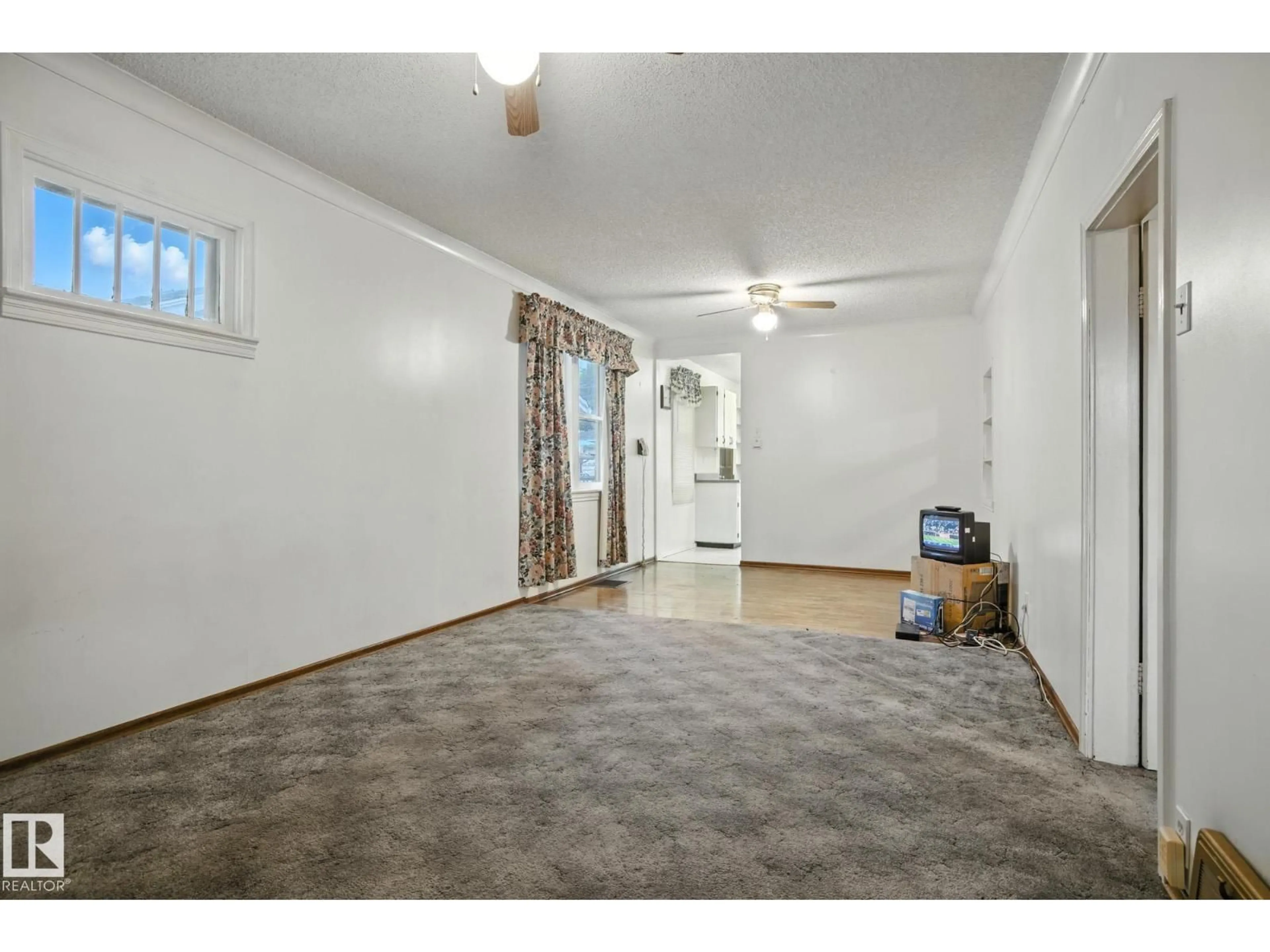 A pic of a room for NW - 11834 69 ST, Edmonton Alberta T5E2H8