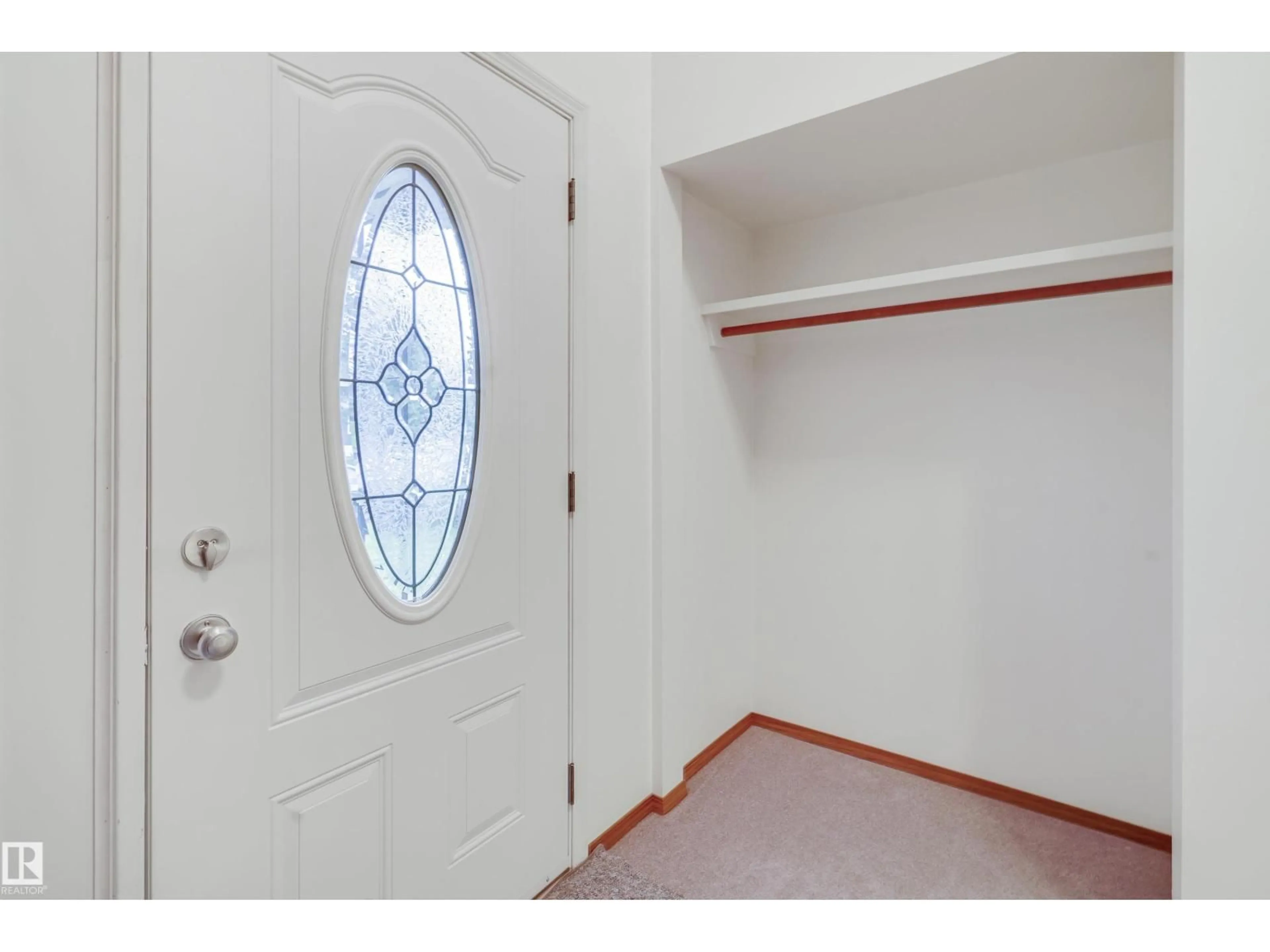 Indoor entryway for 5210 43 AV, Leduc Alberta T6E5A6