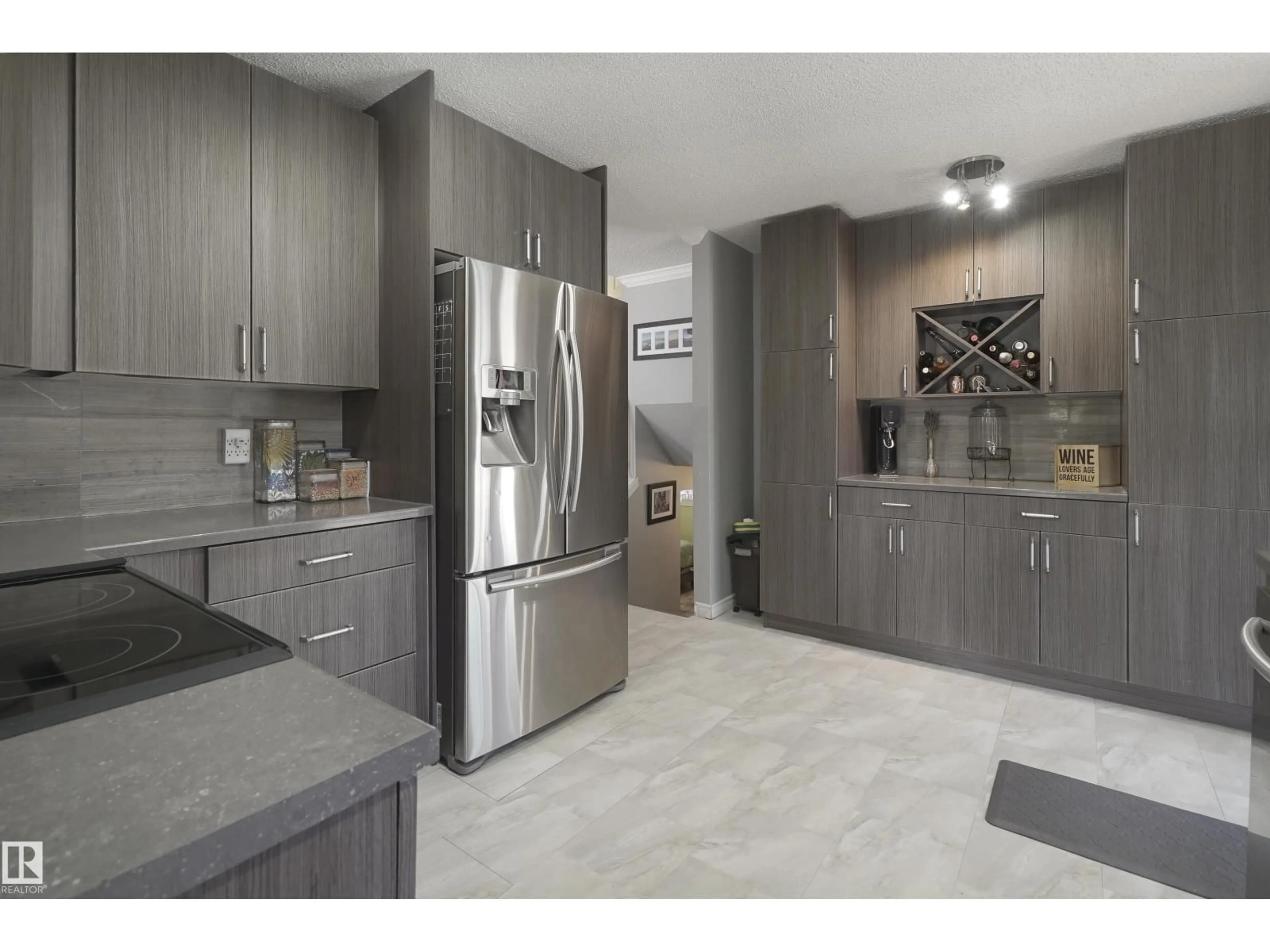 Unknown for 18522 99A AV, Edmonton Alberta T5T3P5