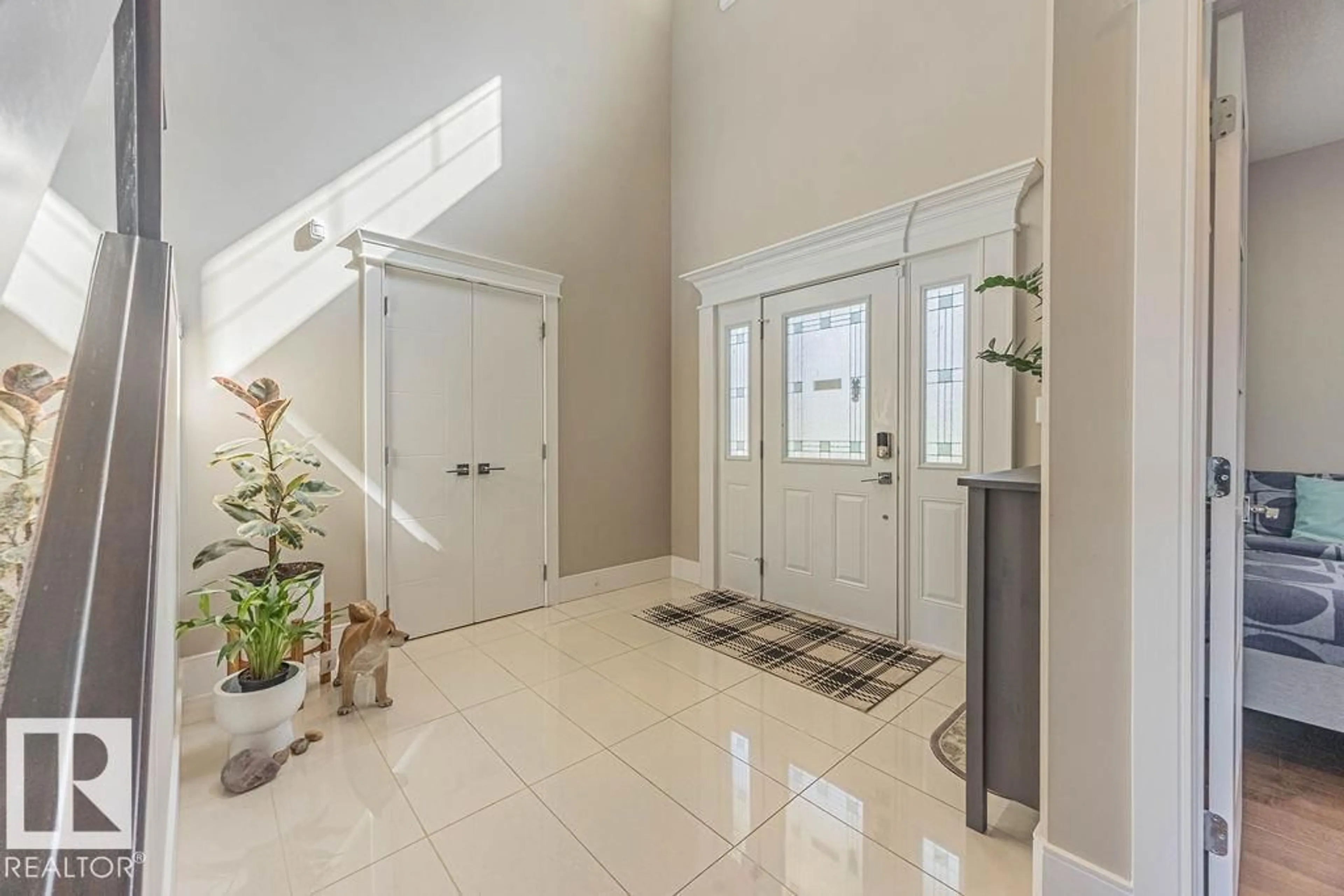 Indoor entryway for SW - 4136 CHARLES LINK LI, Edmonton Alberta T6W0Z5