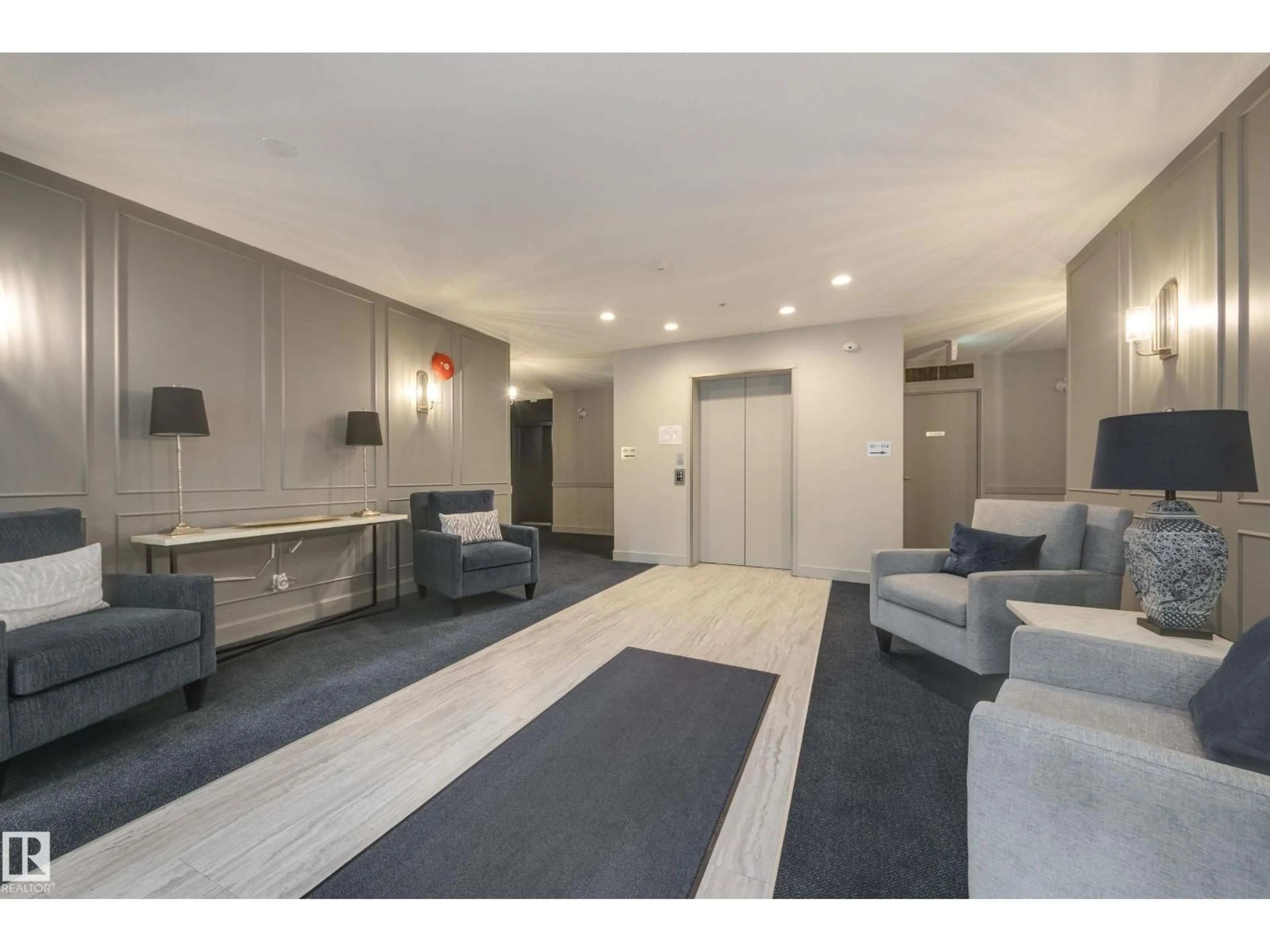 Lobby for #305 - 11650 79 AV, Edmonton Alberta T6G0P7
