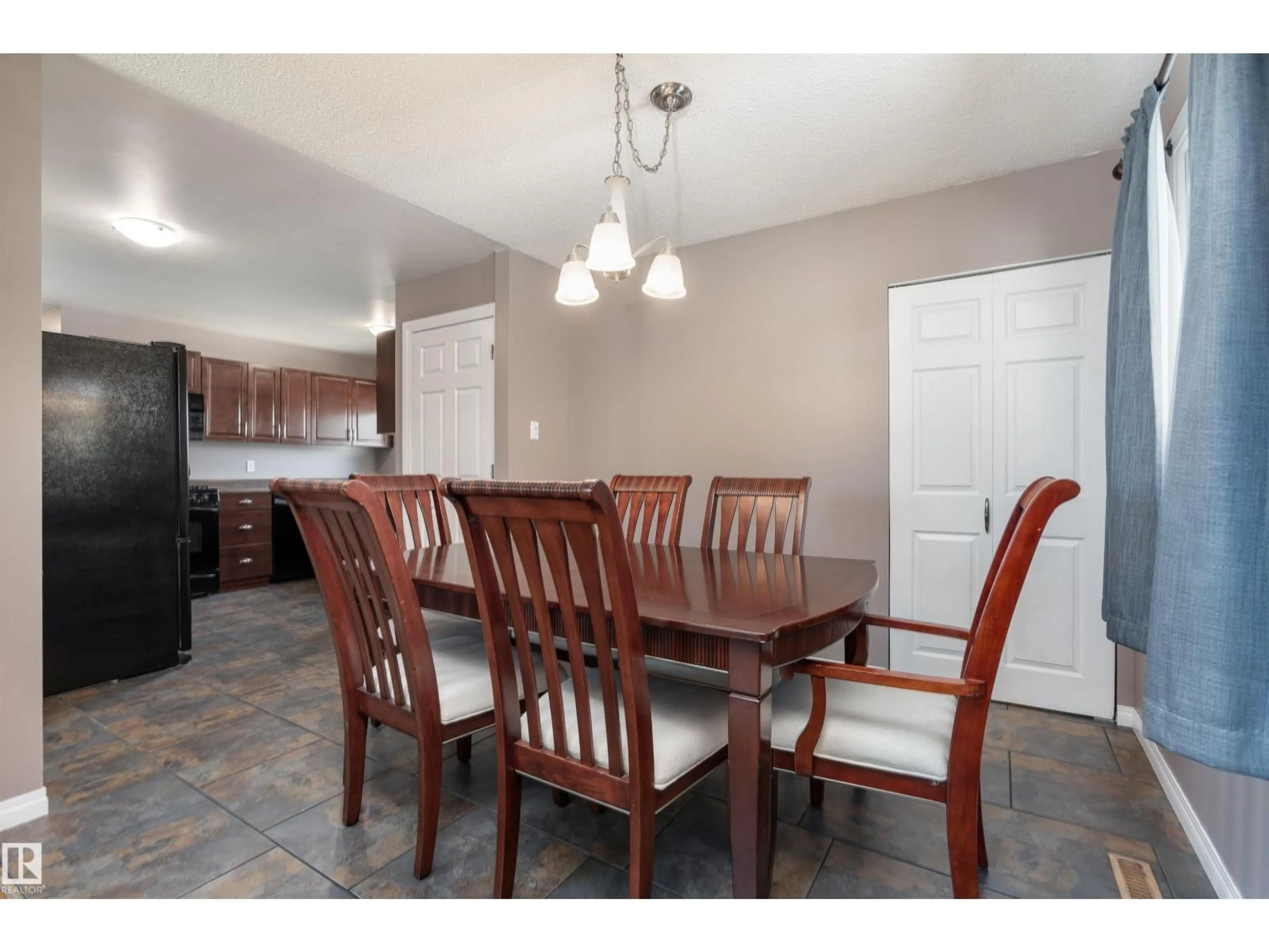 Dining room, unknown for 13712 63 ST, Edmonton Alberta T5R1R3