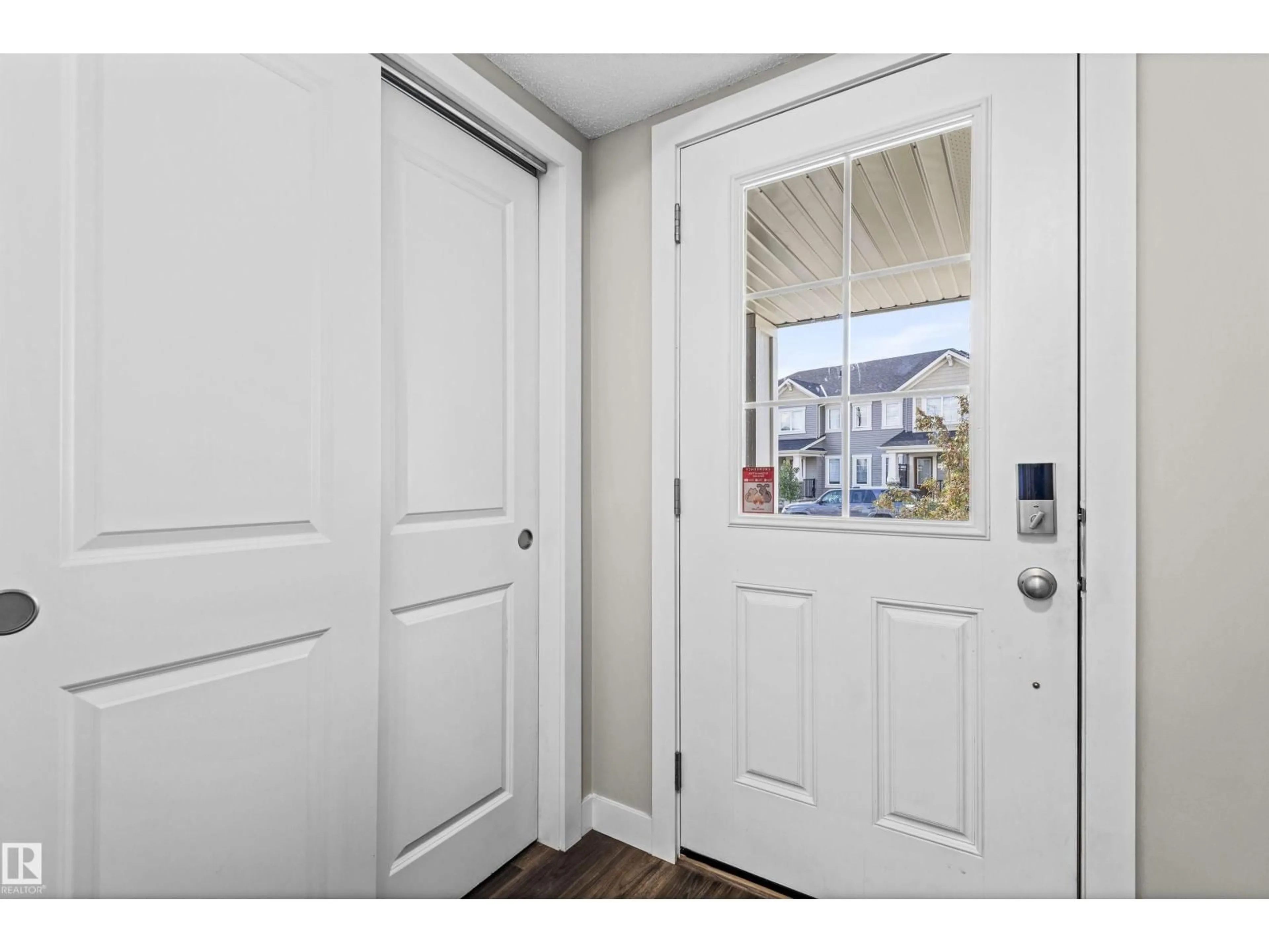 Indoor entryway for NW - 20516 21 AV, Edmonton Alberta T6M1M8