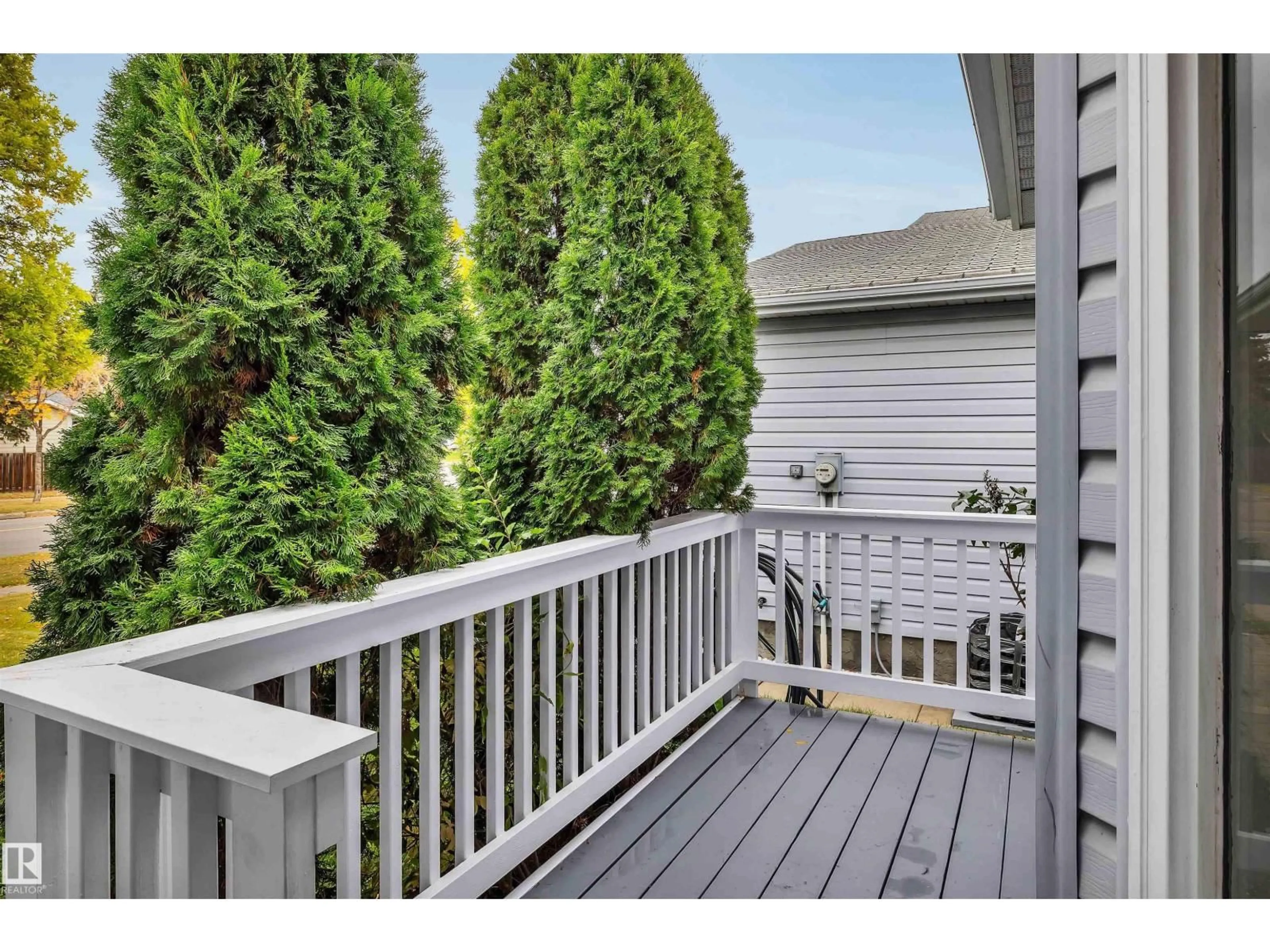 Patio, unknown for 9111 168 AV, Edmonton Alberta T5Z2W1