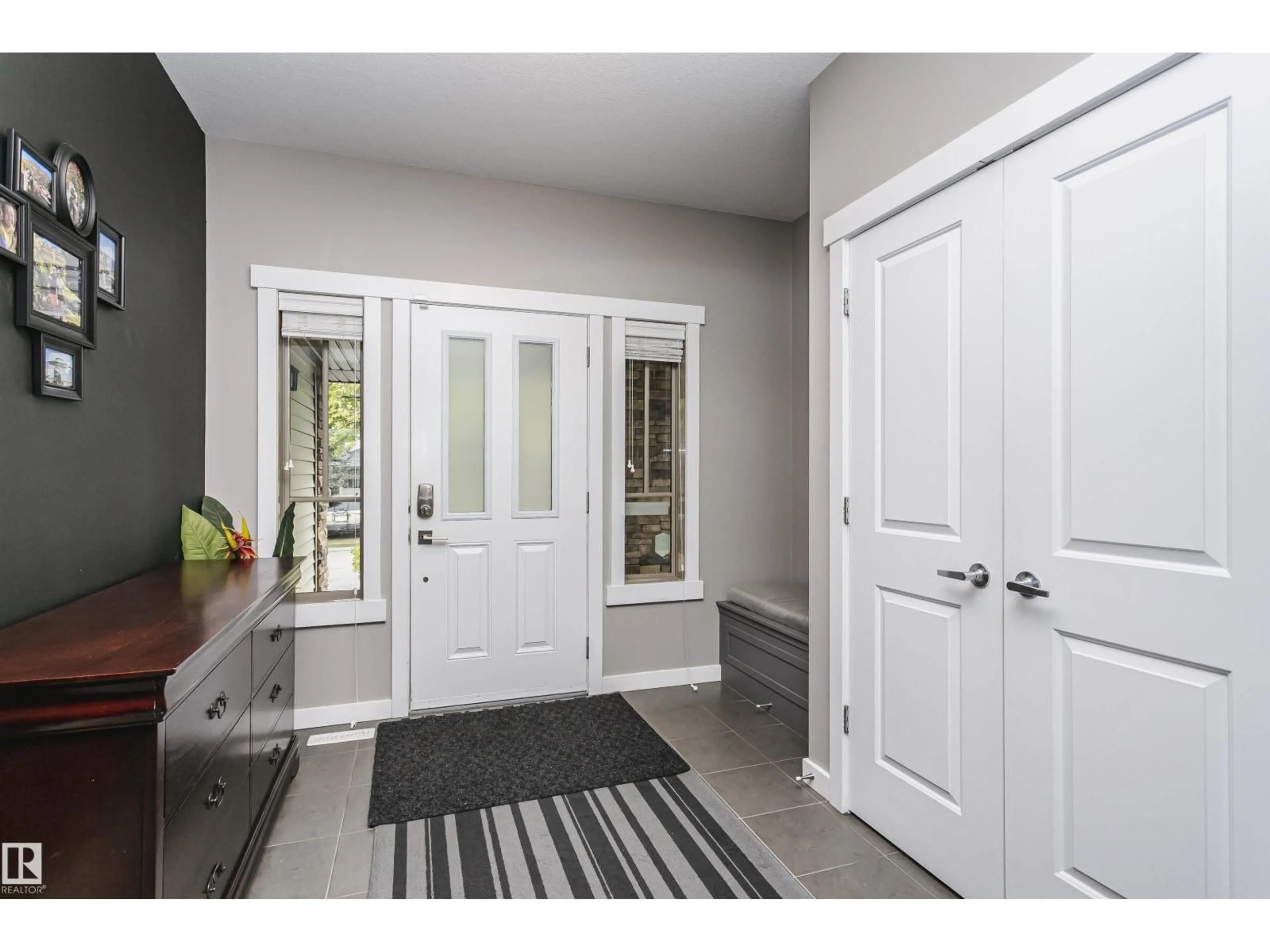 Indoor entryway for 2810 ANDERSON PL, Edmonton Alberta T6W0V7