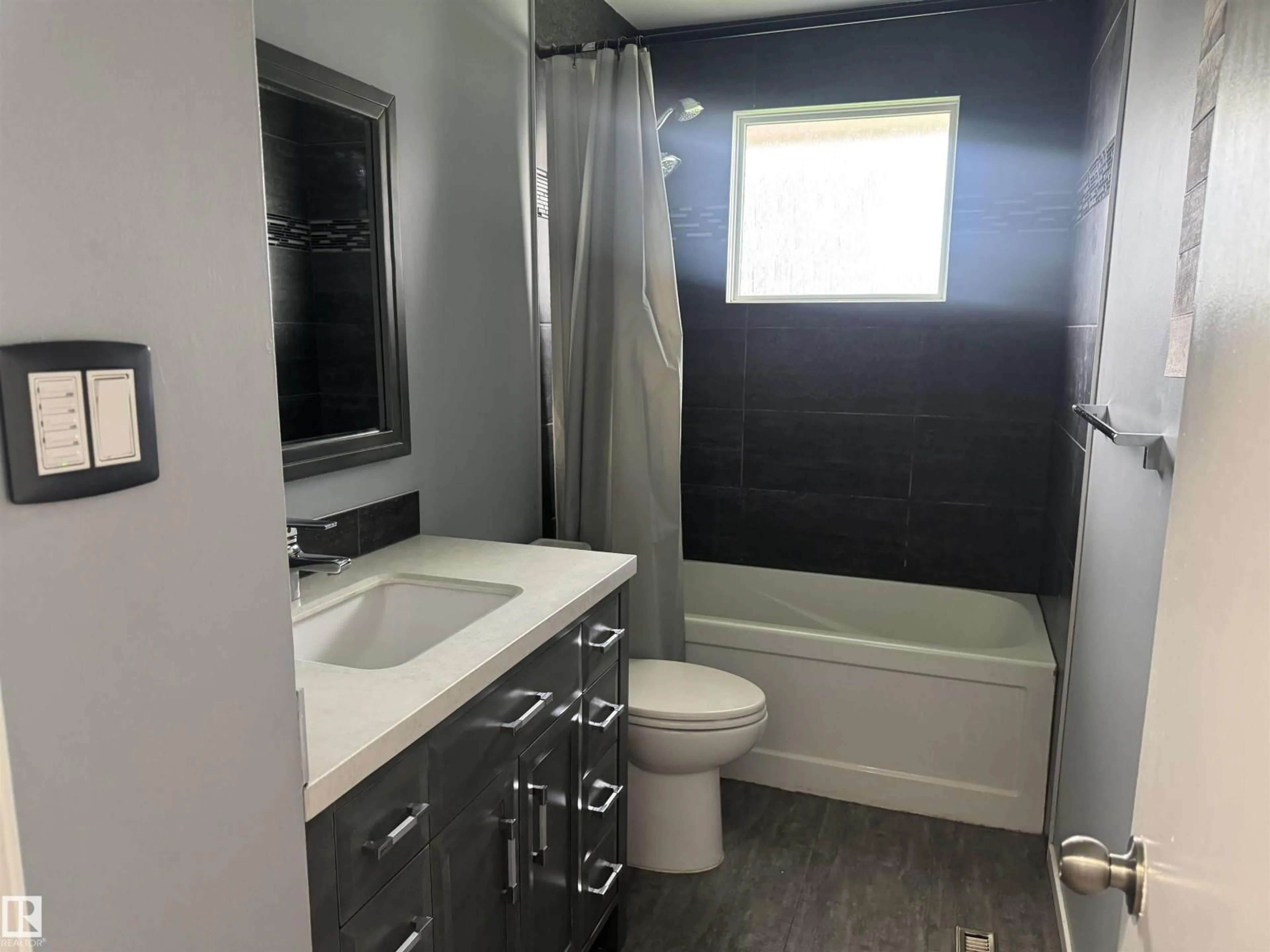 Standard bathroom, ceramic/tile floor for 8806 168 ST, Edmonton Alberta T5R2V5