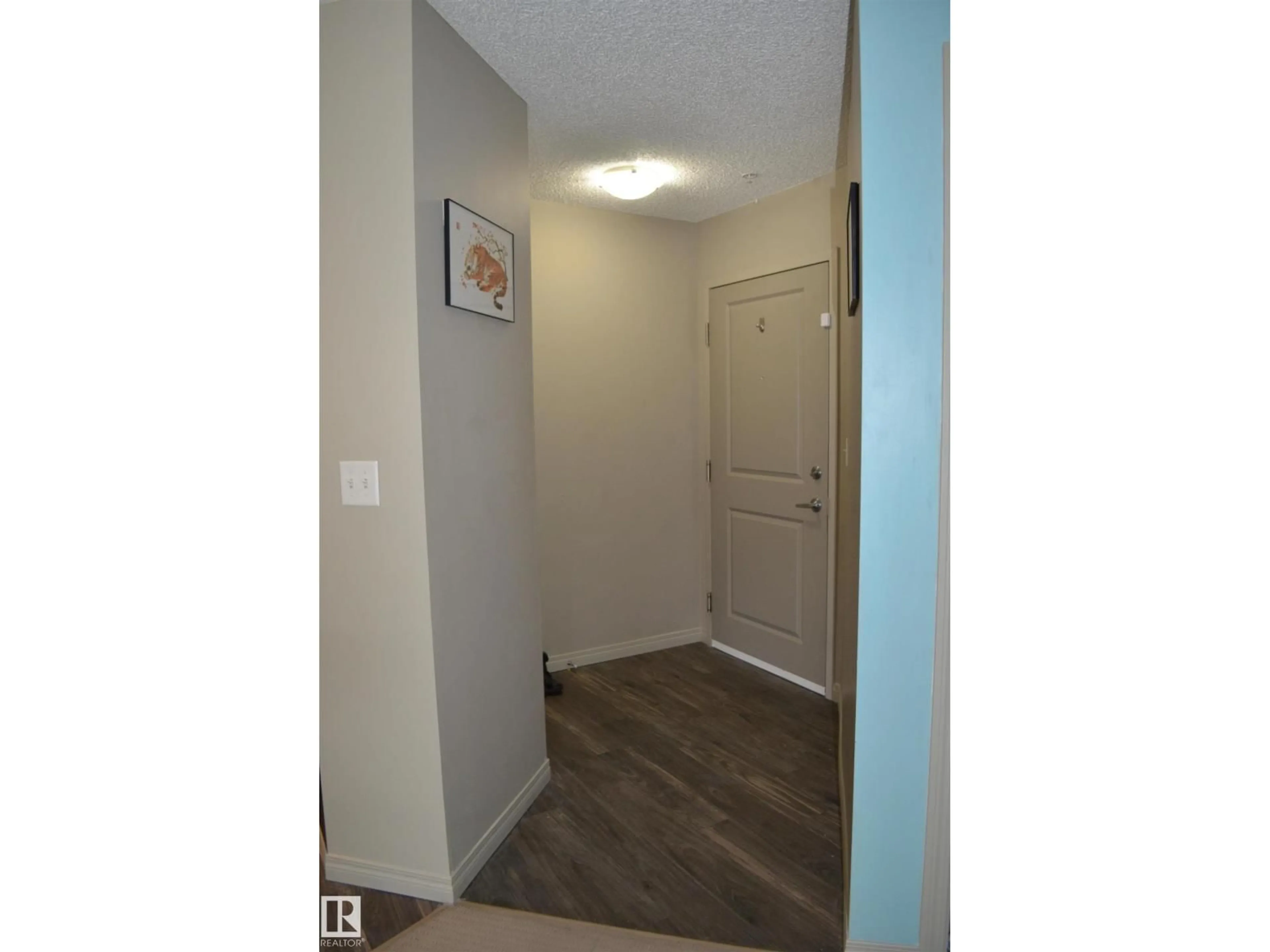 Indoor entryway for #111 - 11445 ELLERSLIE RD, Edmonton Alberta T6W1T1