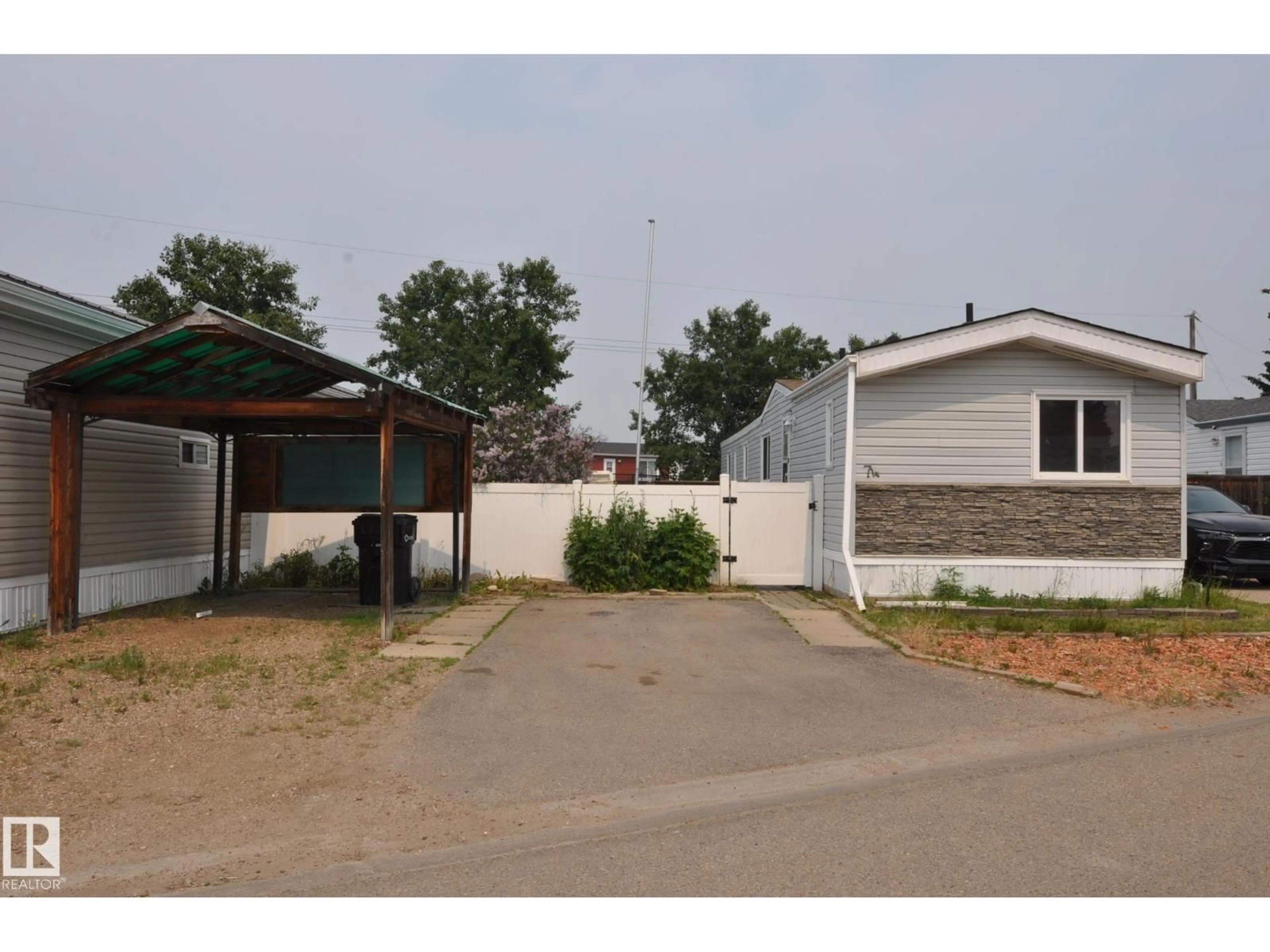 Unknown for 74 - 10410 101A ST, Morinville Alberta T8R1B1