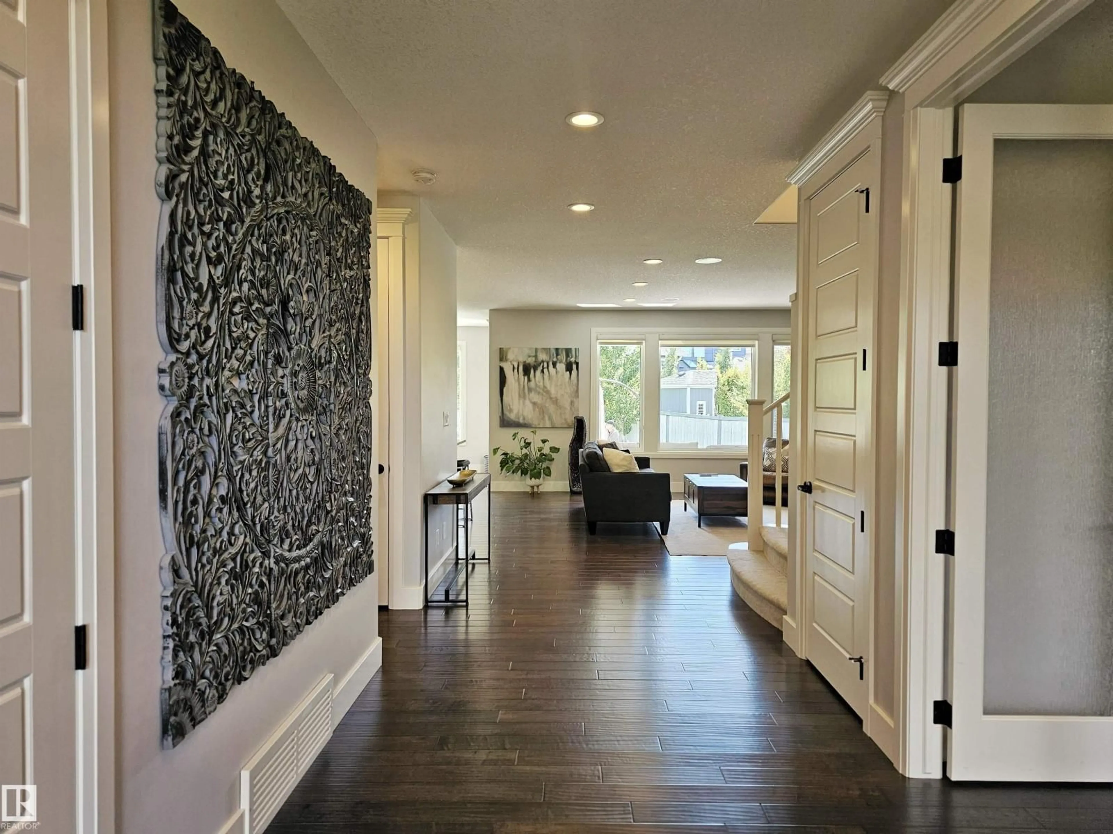 Indoor entryway for SW - 8829 19 AV, Edmonton Alberta T5Z3K4