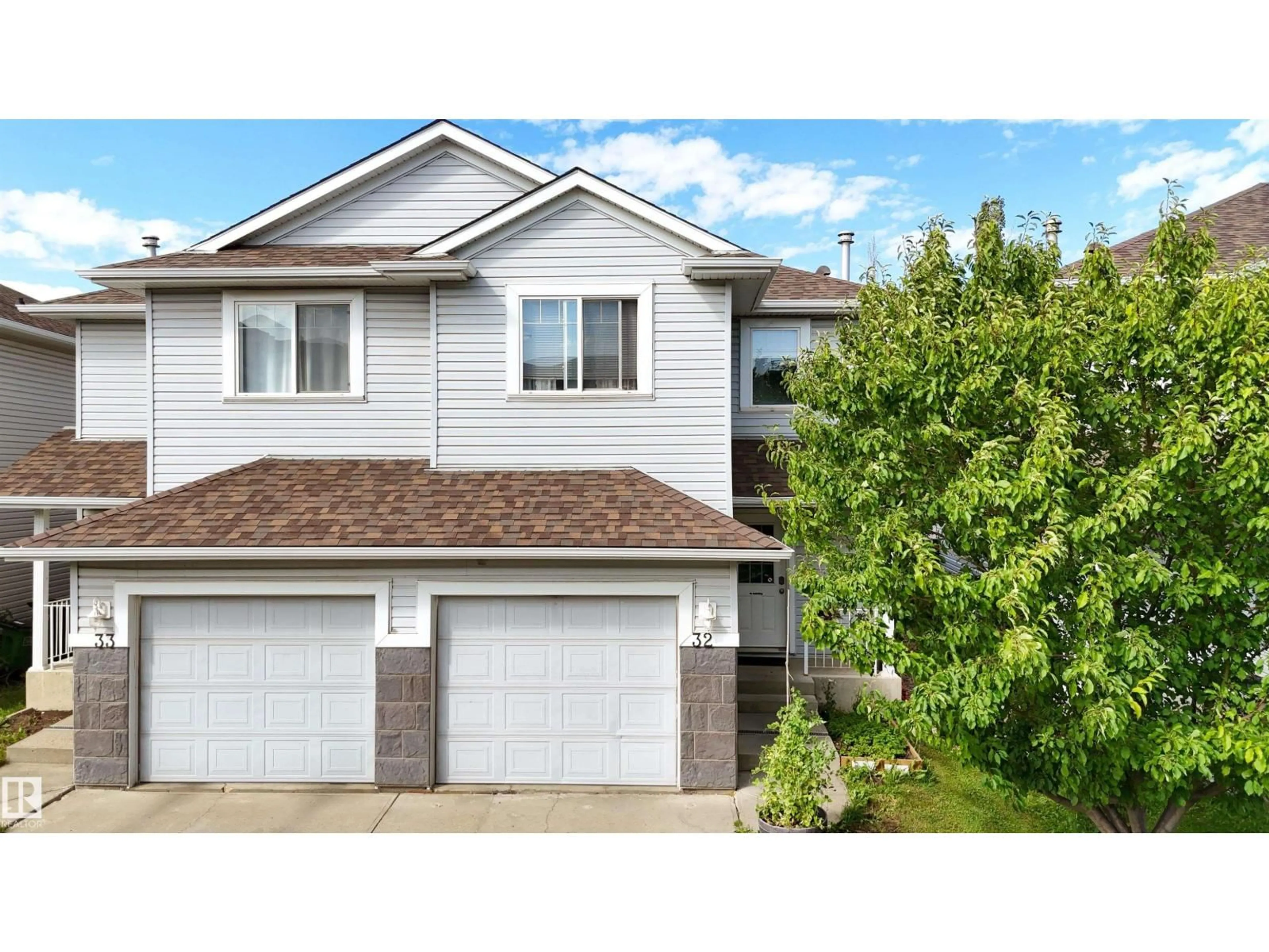 Home with vinyl exterior material, street for 2021 - 32 GRANTHAM CO, Edmonton Alberta T5T6V7