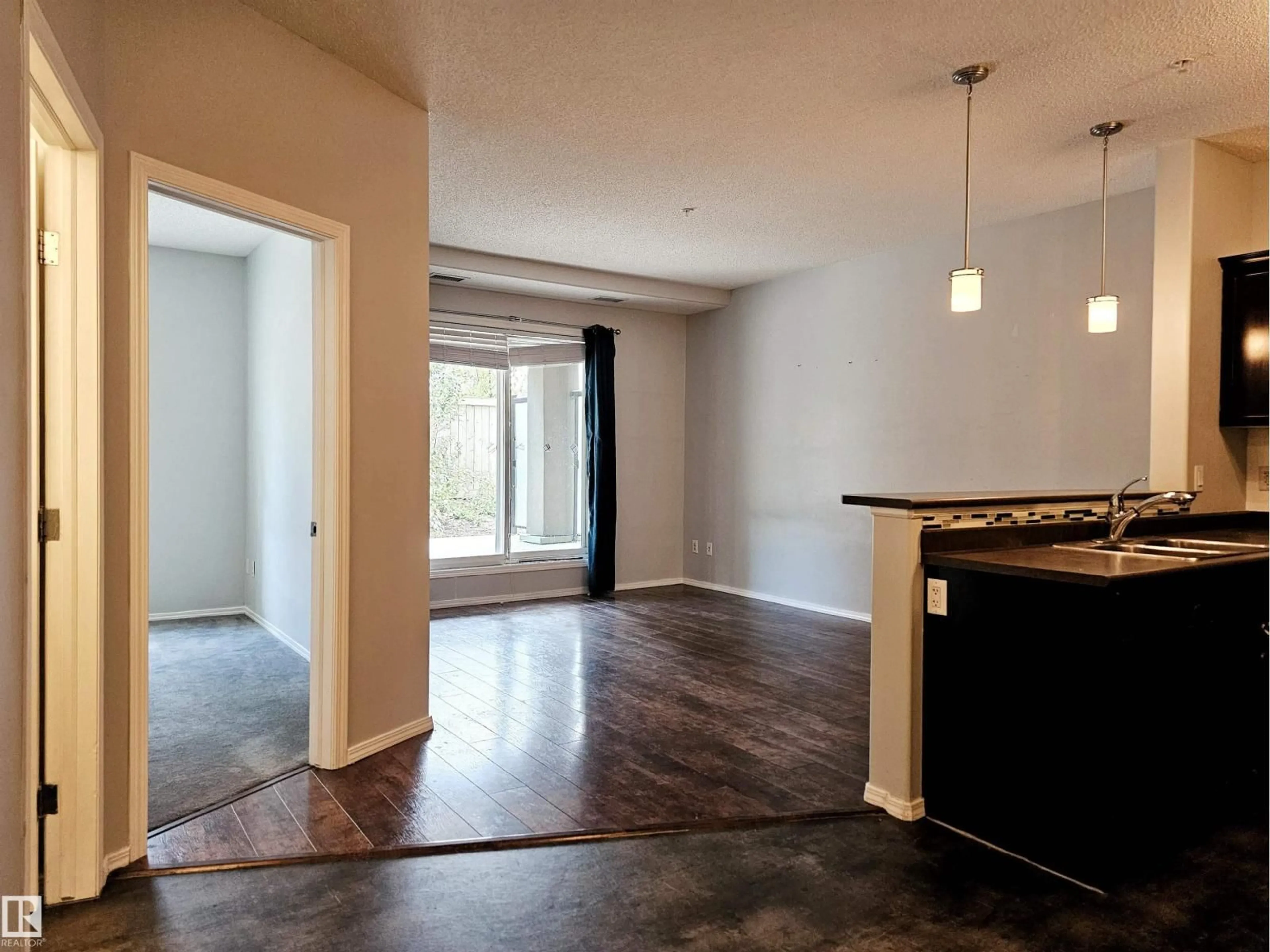 Unknown for 137 7825 71 ST NW, Edmonton Alberta T6B3R9