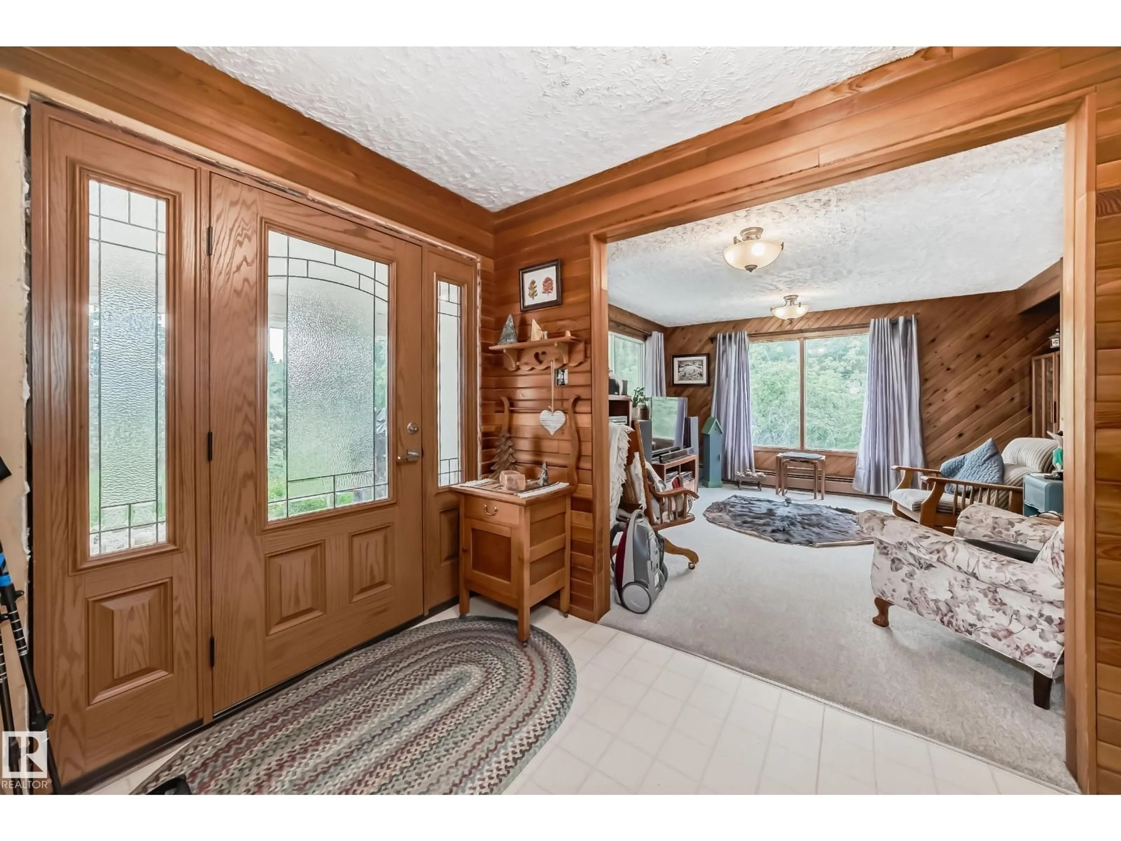 Indoor entryway for 50256 RGE RD 11, Rural Leduc County Alberta T0C2P0
