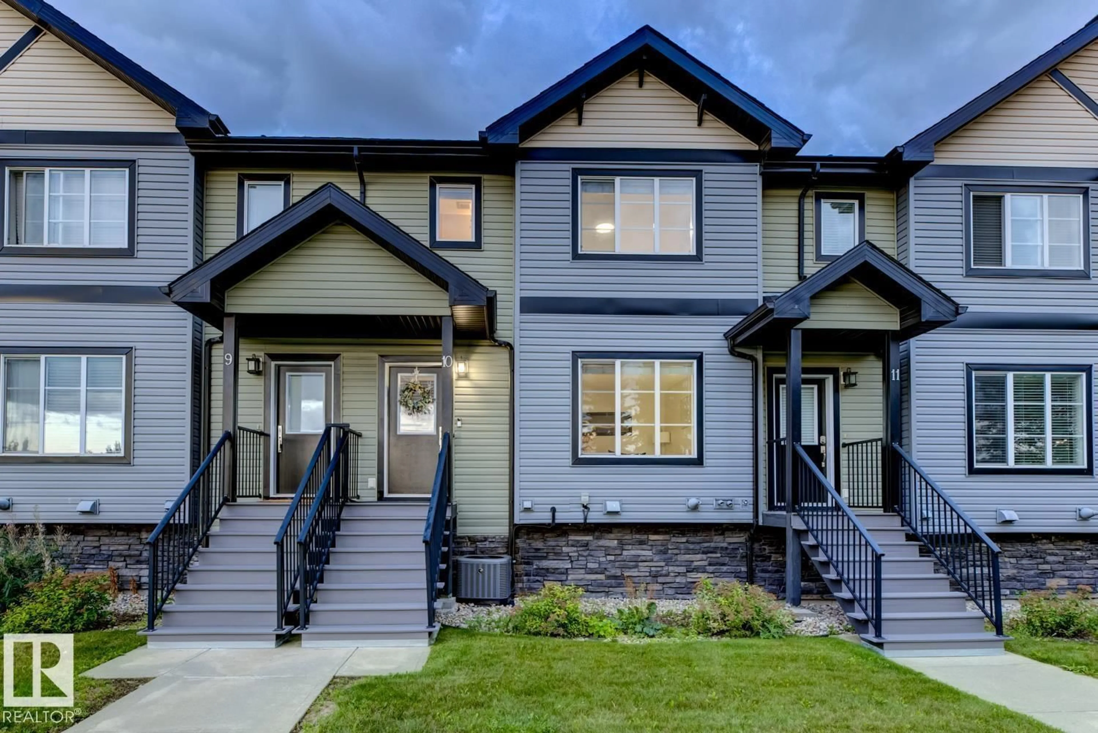 Home with vinyl exterior material, street for 4950 - 10 TERWILLEGAR CM, Edmonton Alberta T6R0S1