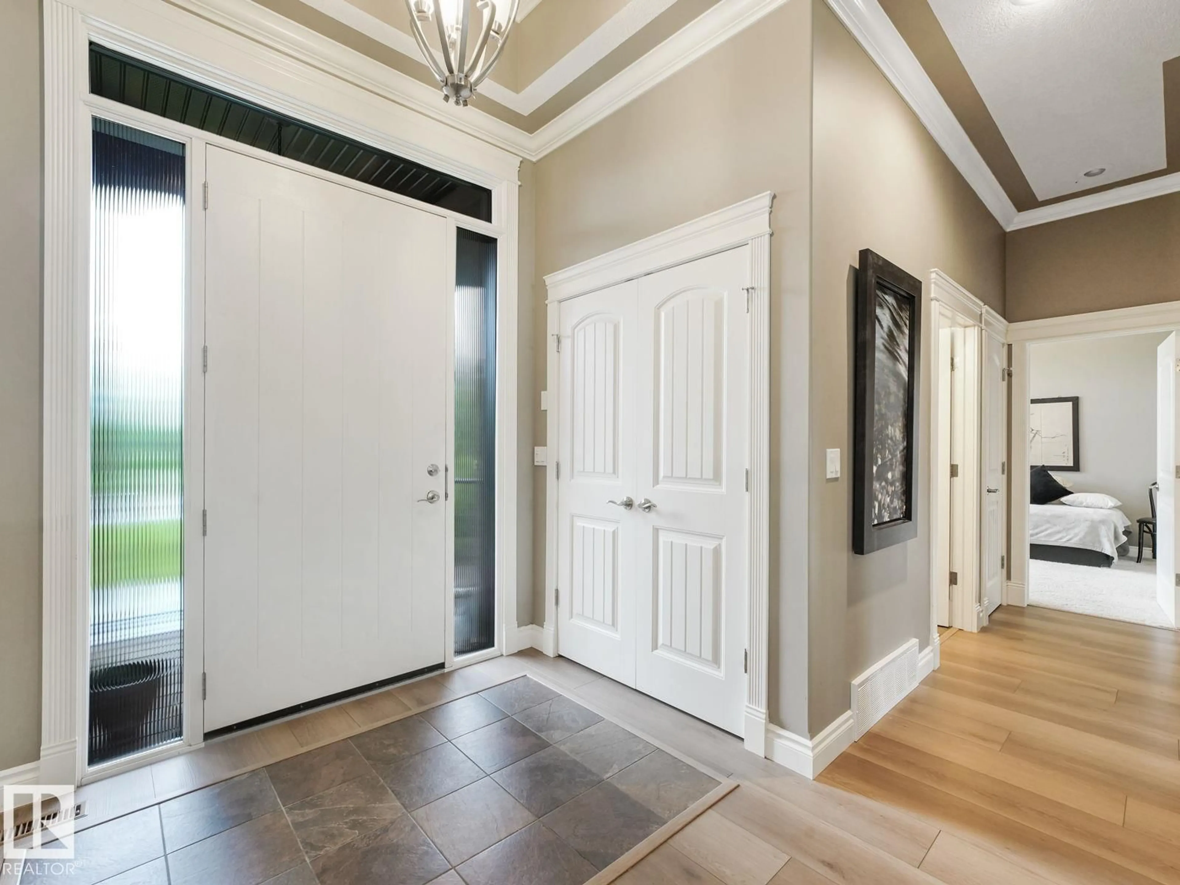 Indoor entryway for 9A RGE ROAD 272 RGE ROAD, Rural Parkland County Alberta T7X3M5