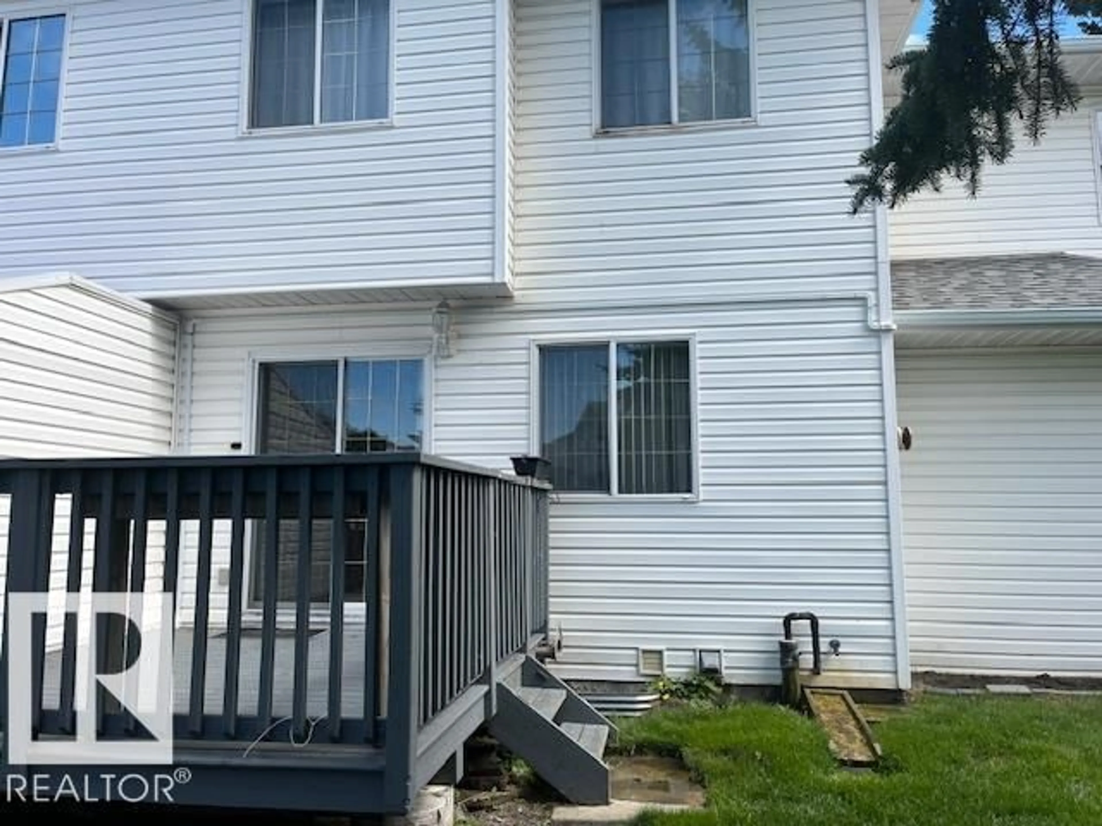 Unknown for 1033 - 16 YOUVILLE DR, Edmonton Alberta T6L6V9