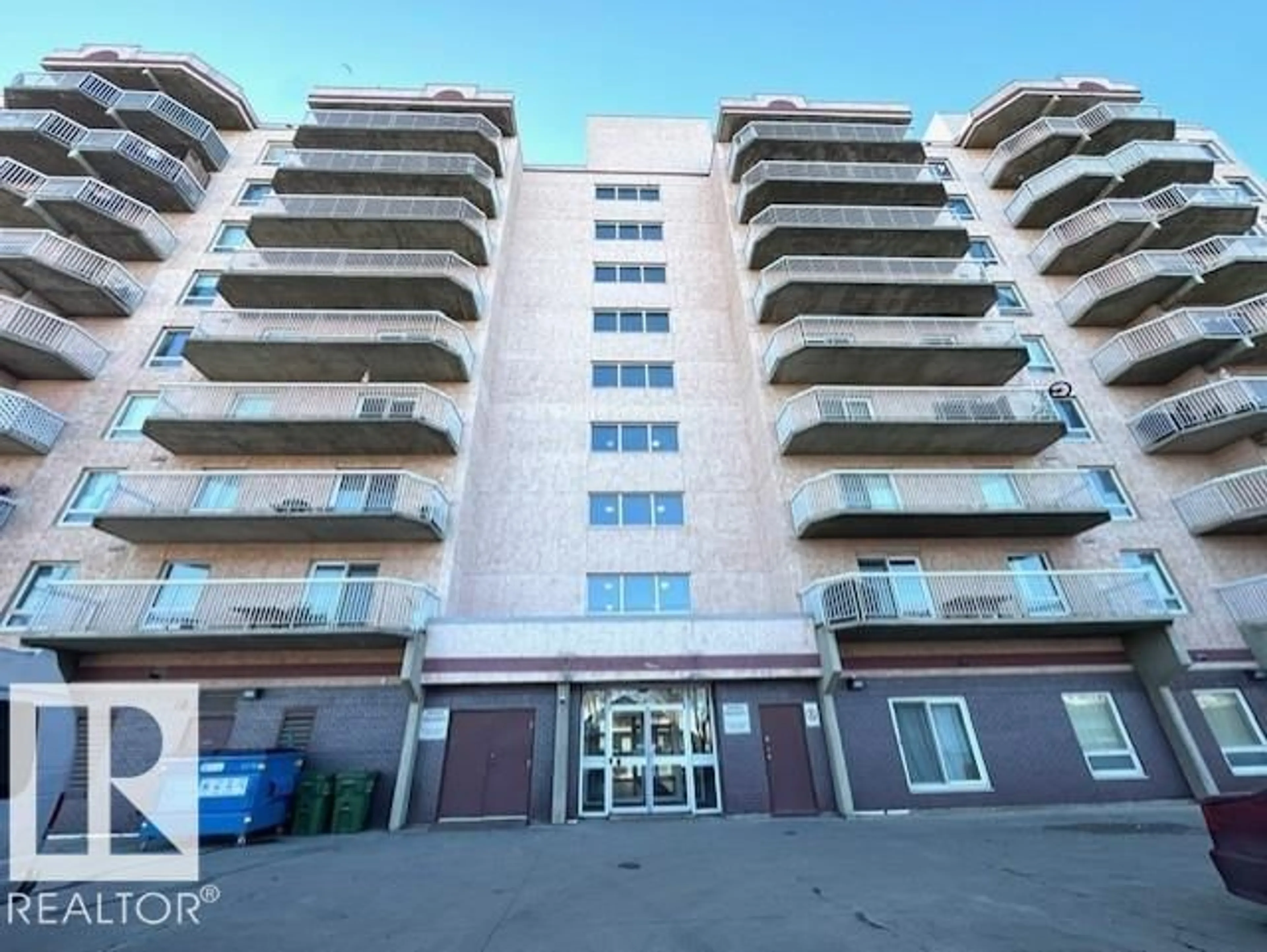 Indoor foyer for 205 11211 85 ST NW, Edmonton Alberta T5B4T7