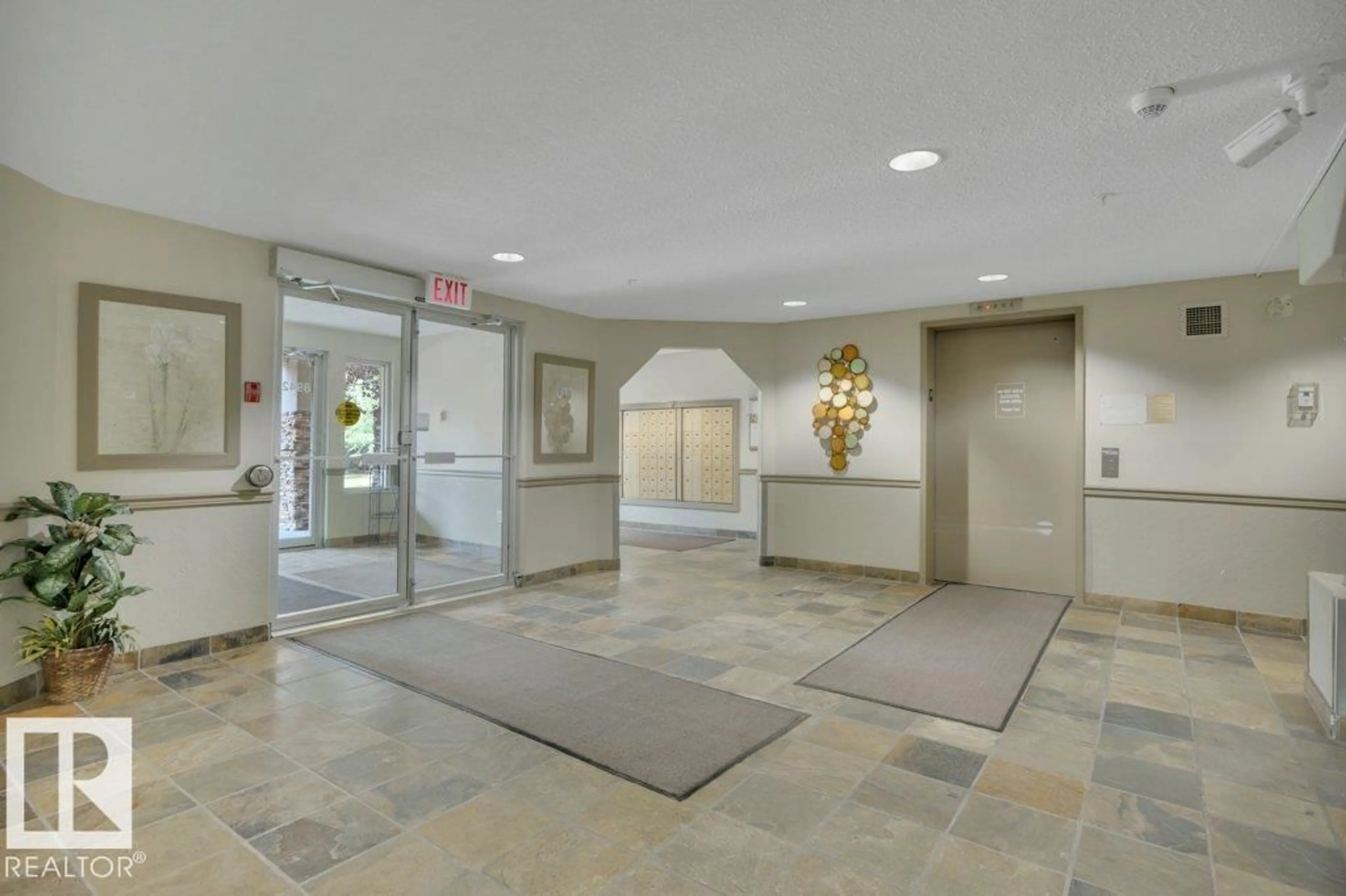 Indoor foyer for #202 - 8942 156 ST, Edmonton Alberta T5R5Z6