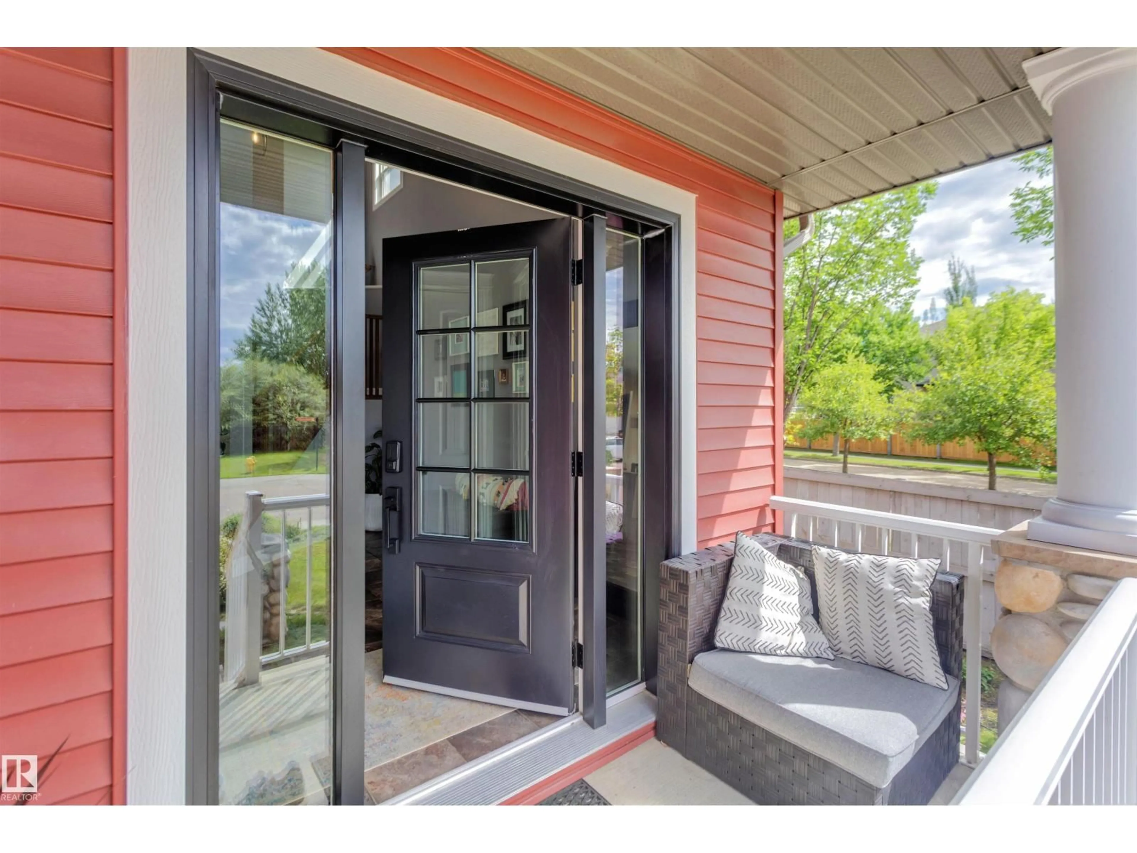 Indoor entryway for 2 HAWKSTONE LANDING, Sherwood Park Alberta T8A6M9