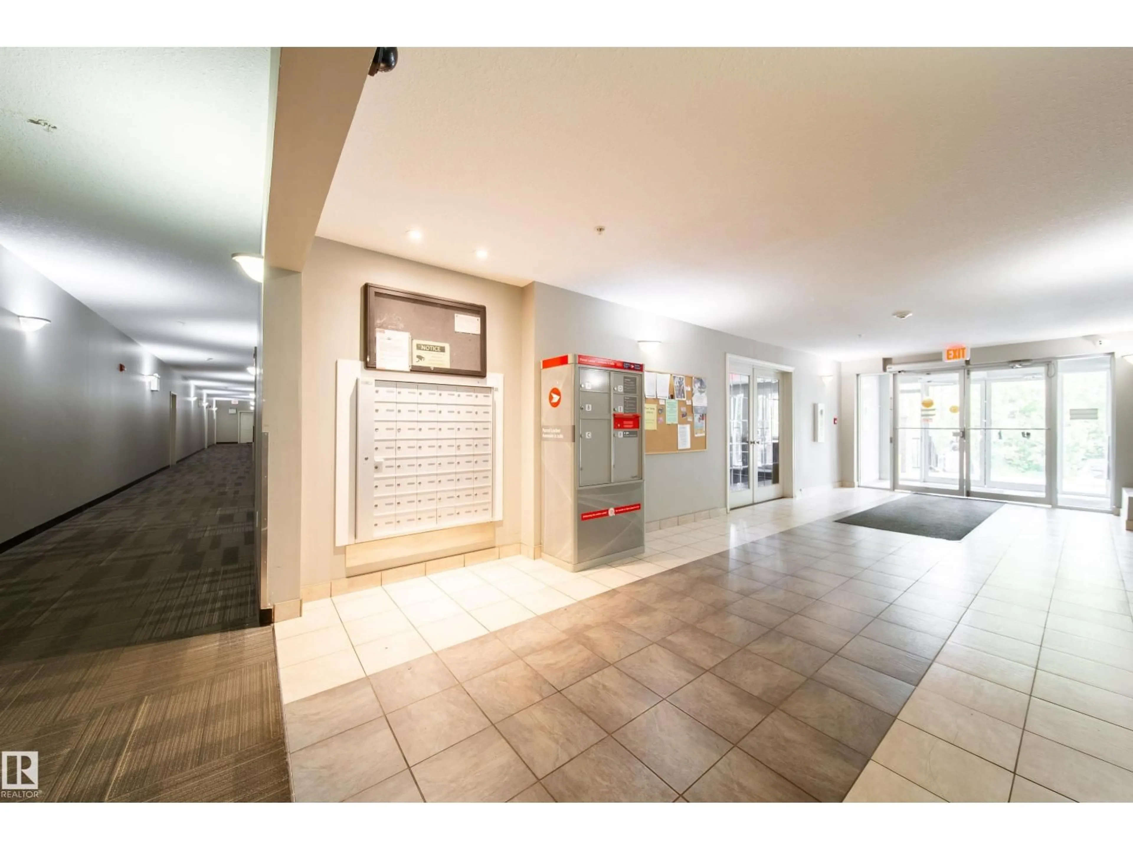 Indoor foyer for #302 - 4903 47 AV, Stony Plain Alberta T7Z0C6