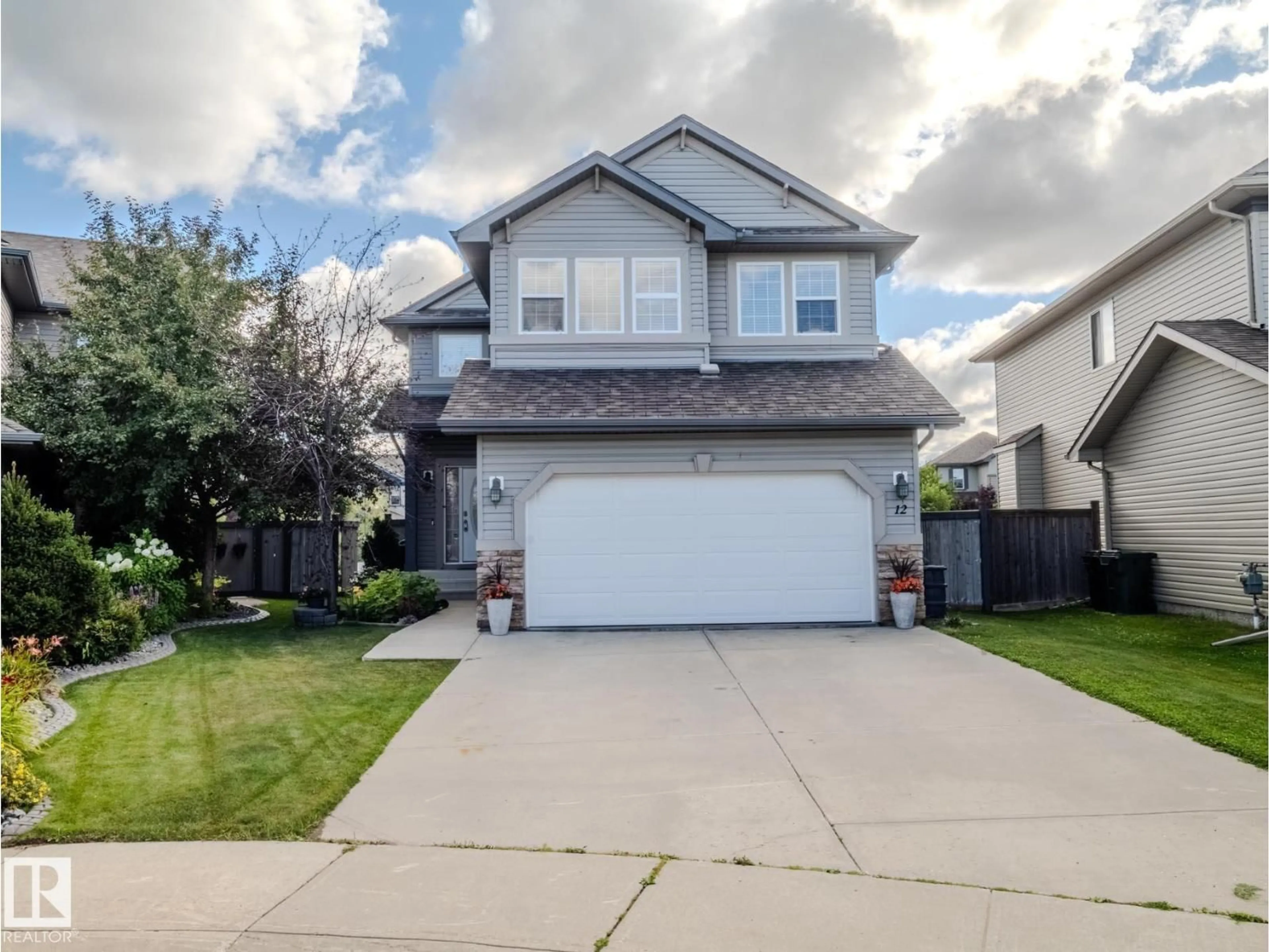 Home with vinyl exterior material, street for 12 HAVENWOOD CO, Spruce Grove Alberta T7X0G7