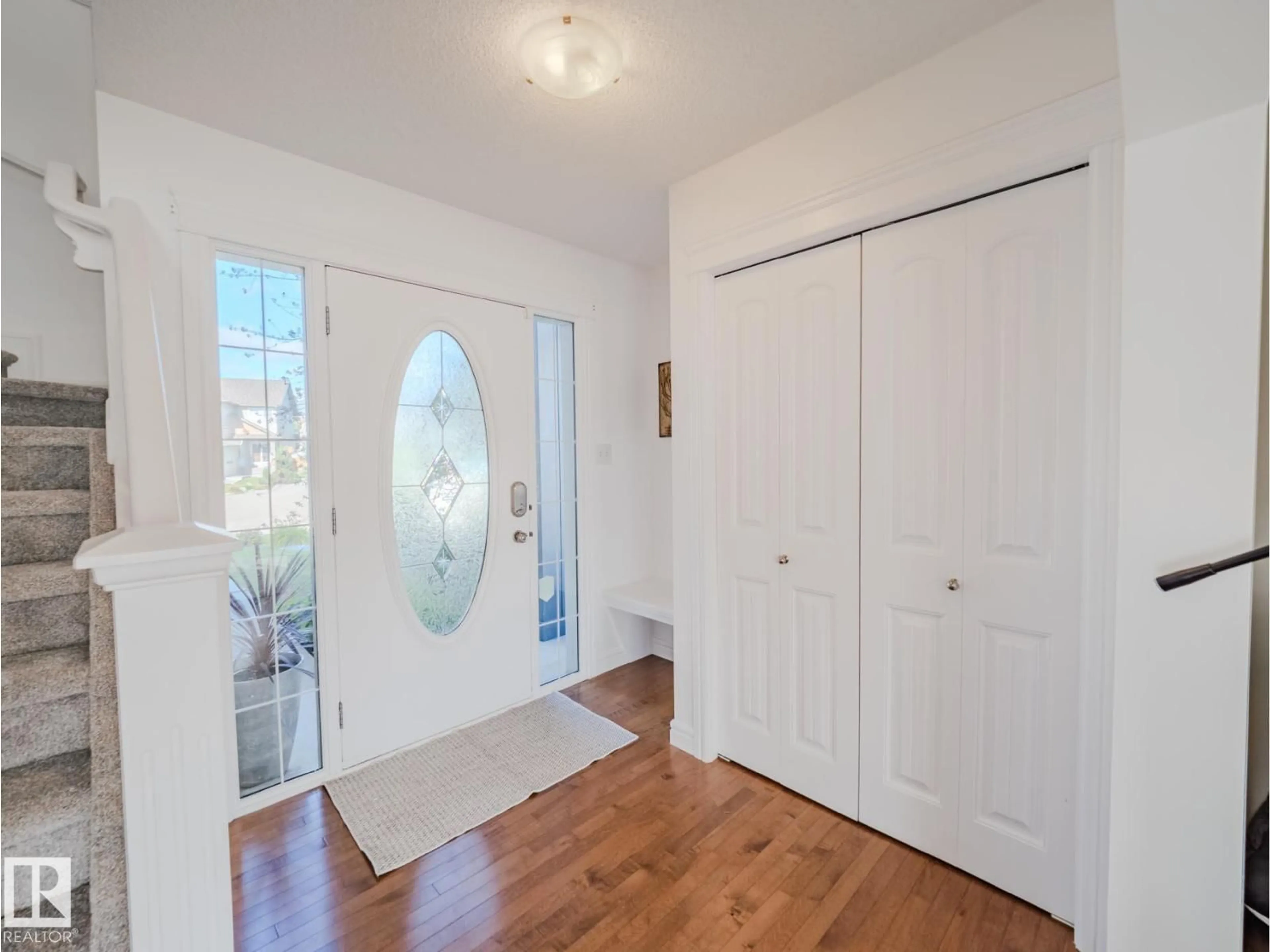 Indoor entryway for 12 HAVENWOOD CO, Spruce Grove Alberta T7X0G7