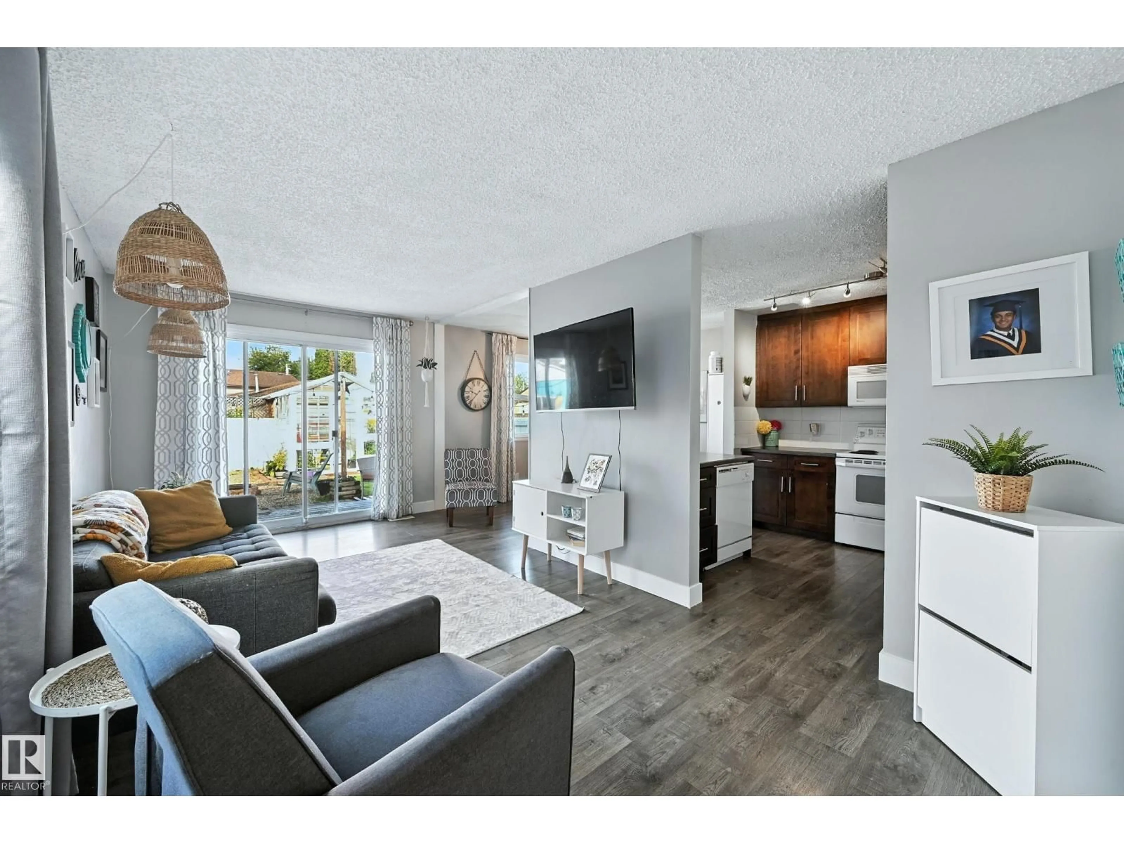 Unknown for 57 PIPESTONE DR, Devon Alberta T9G1T4
