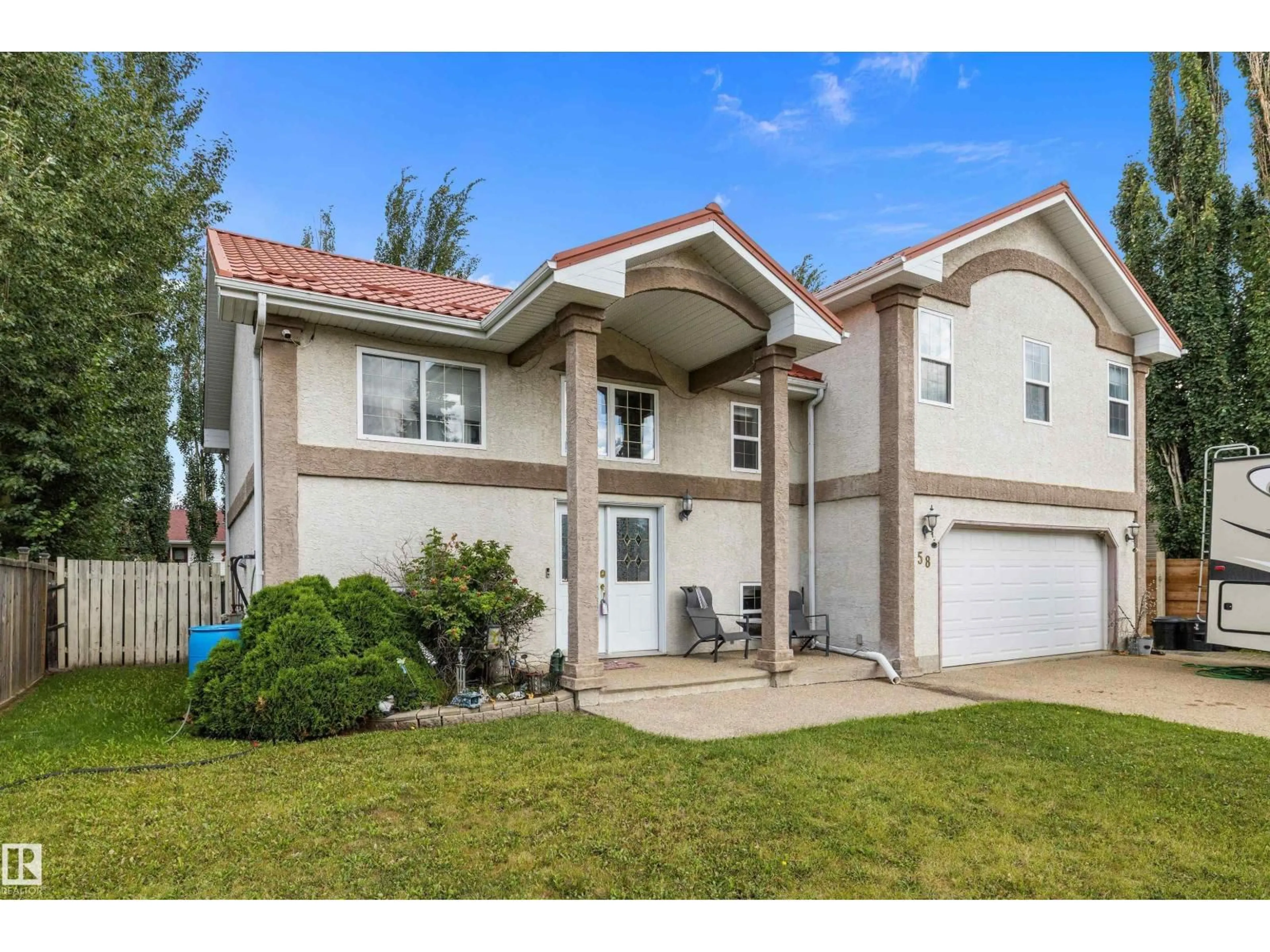 Home with vinyl exterior material, unknown for 58 MENALTA, Cardiff Alberta T8R1N1